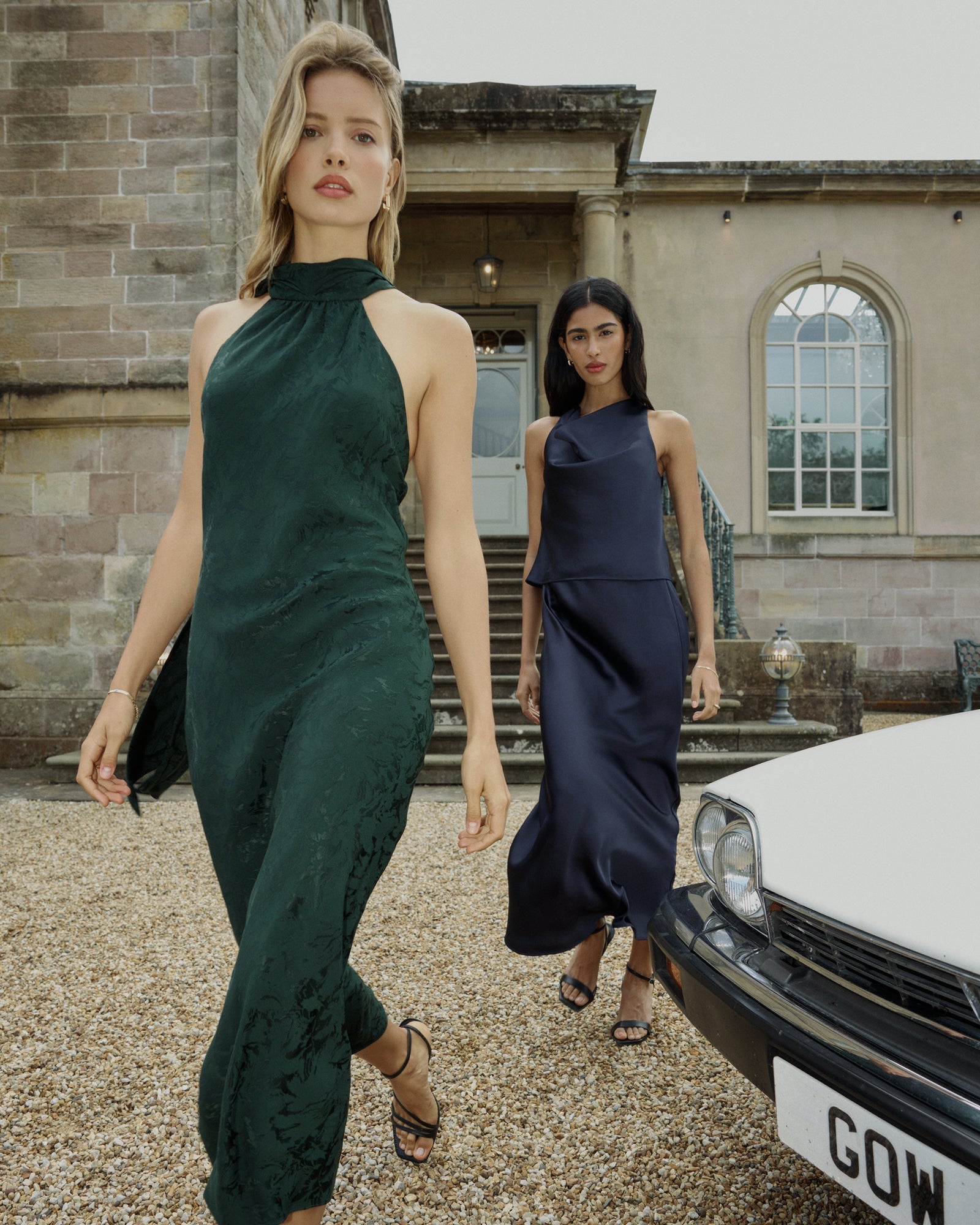 What to Wear to a Winter Wedding
