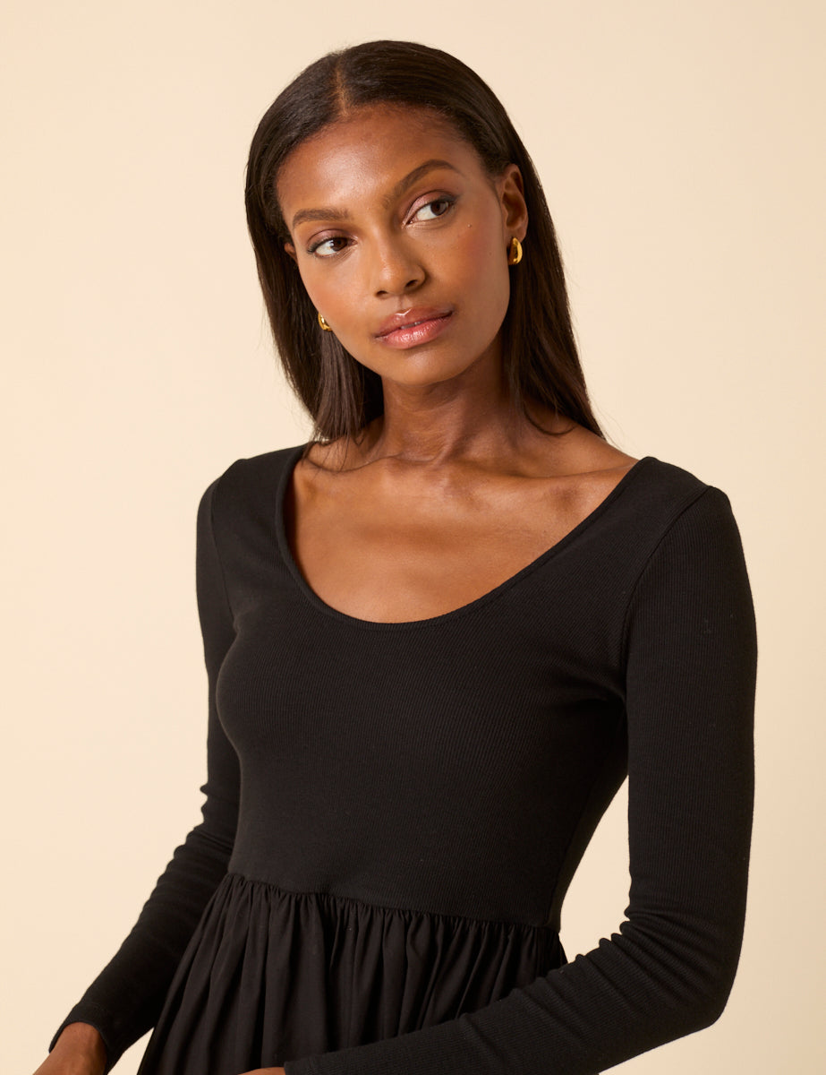 Black Scoop Neck A-Line Midi Dress Black Scoop Neck A-Line Midi Dress