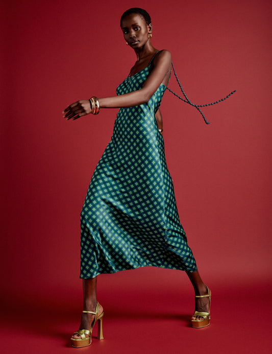 lille beaded midi dress Green Hand Drawn Print Satin Scoop Neck Color:Asphalt This petite piece is 50.00 Birds of Paradis Women's