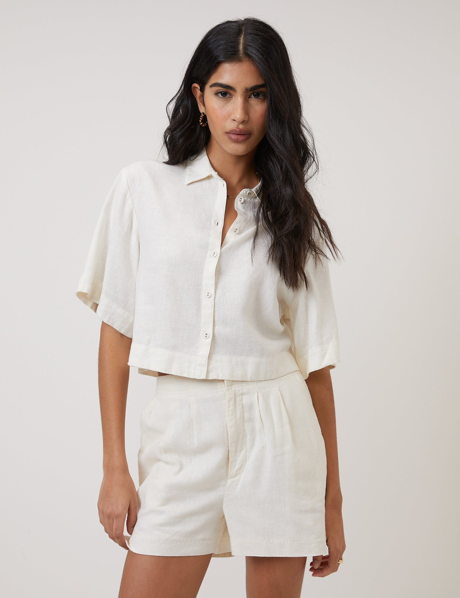 Cream Linen-Blend Cropped Shirt