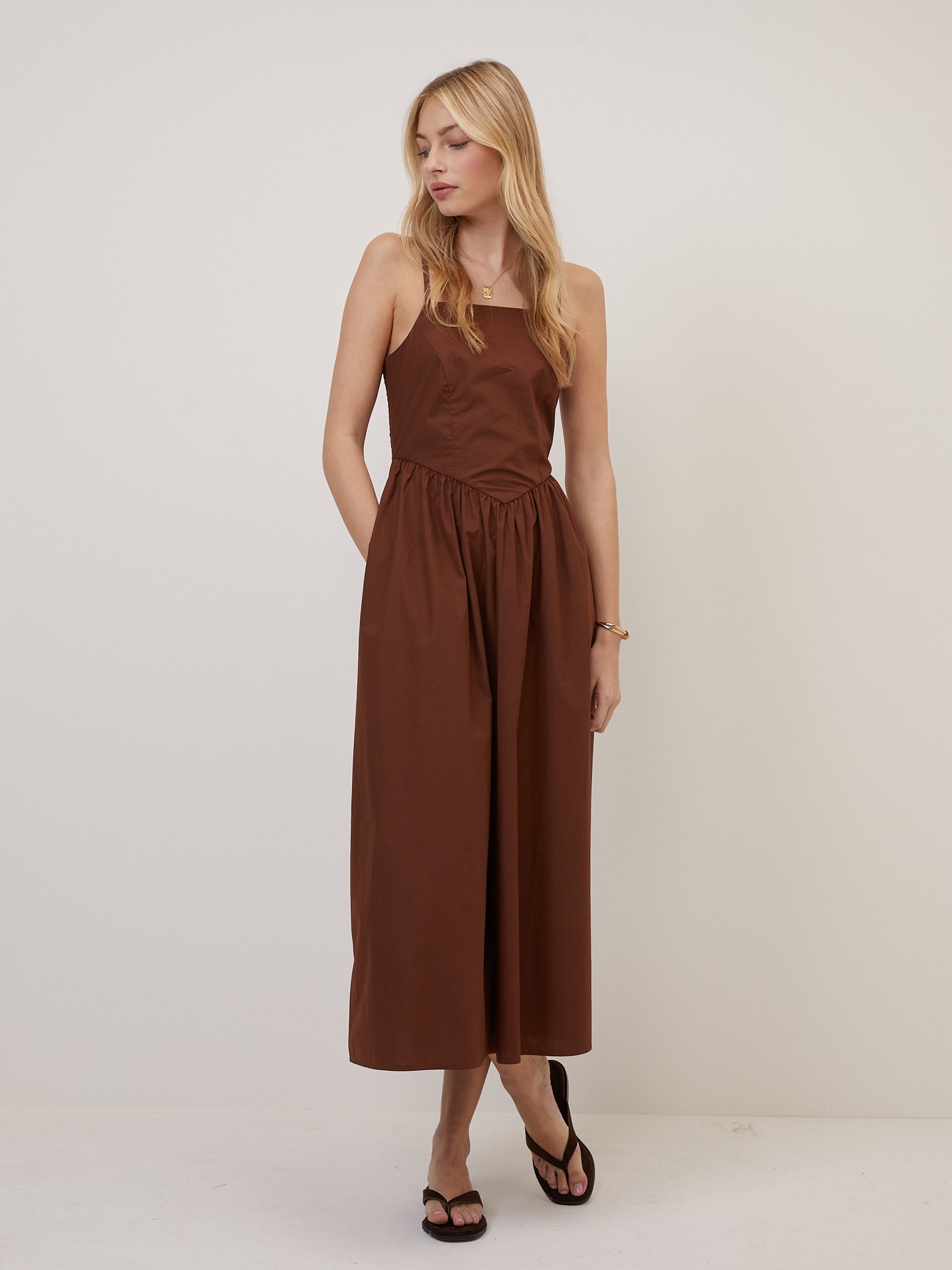 Brown Fitted Bodice Briella Midi Dress Brown Fitted Bodice Briella Midi Dress