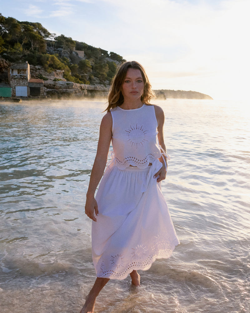 White Cutwork Scallop Hem Sintra Midi Skirt