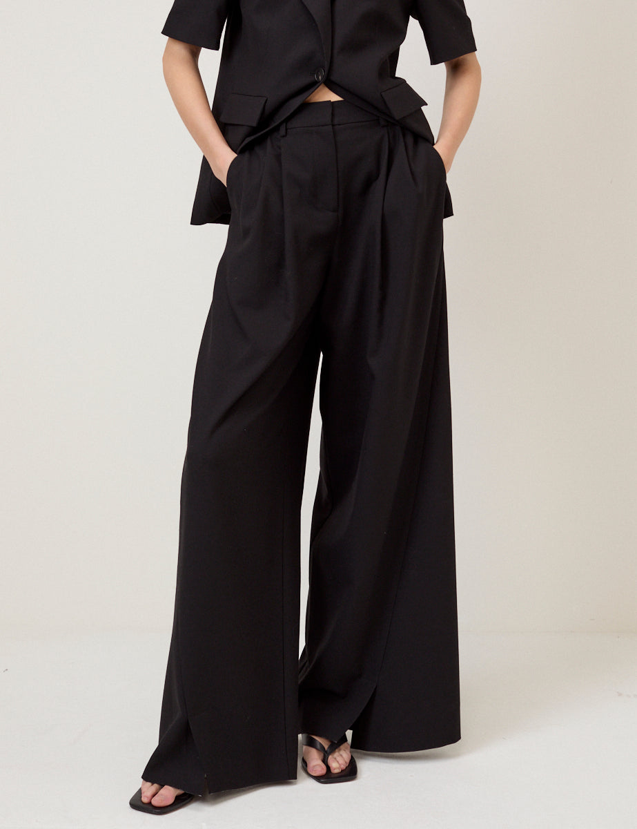 Black Pleated Wide Leg Trousers