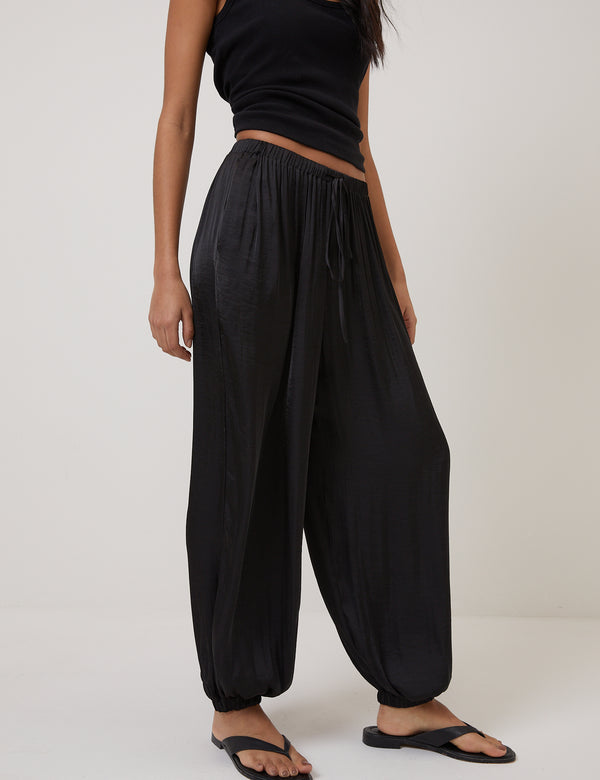 Black Balloon Cuffed Trousers