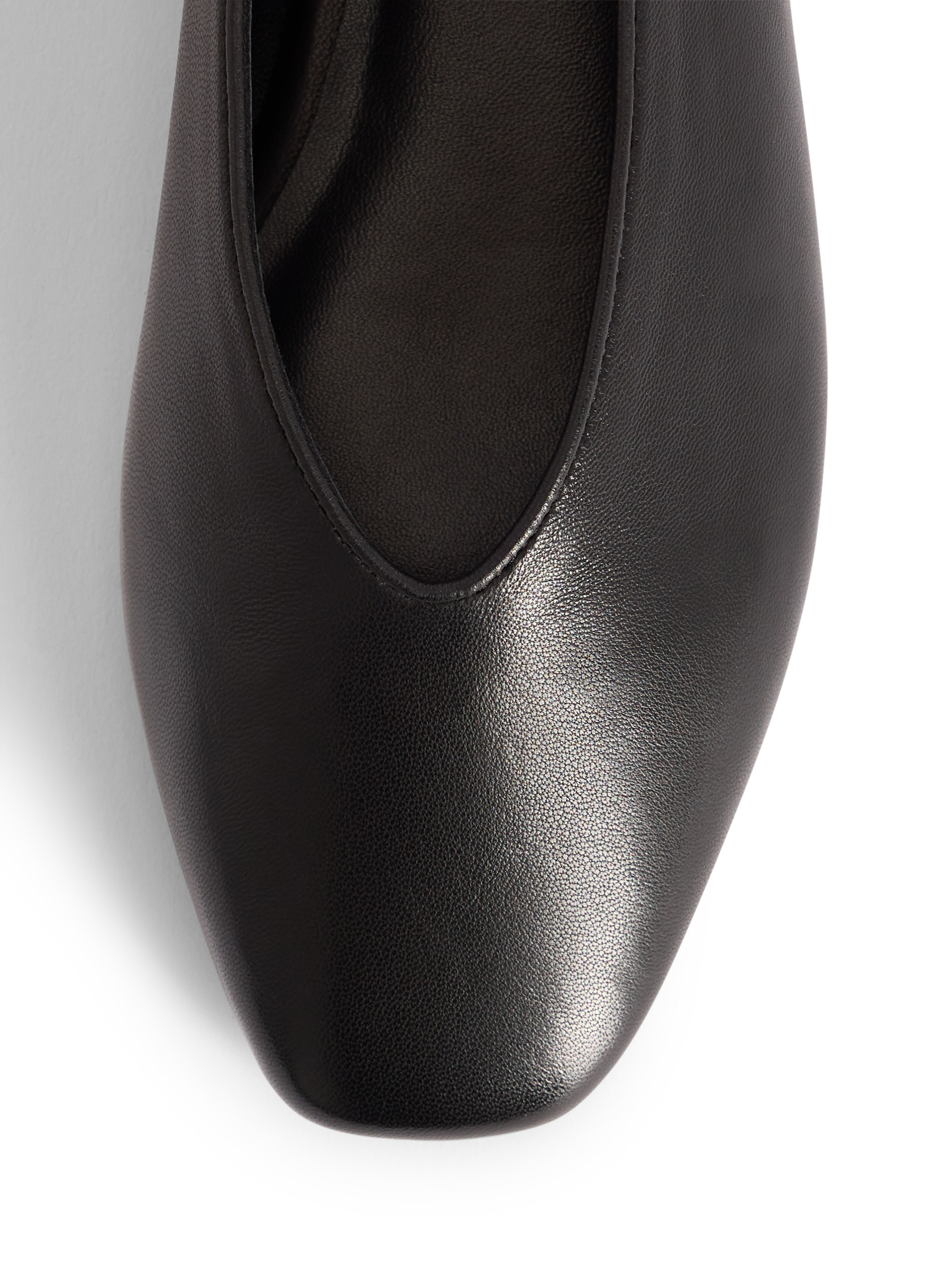 Black Leather High Vamp Ballet Flats