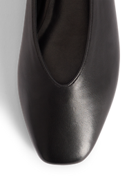 Black Leather High Vamp Ballet Flats