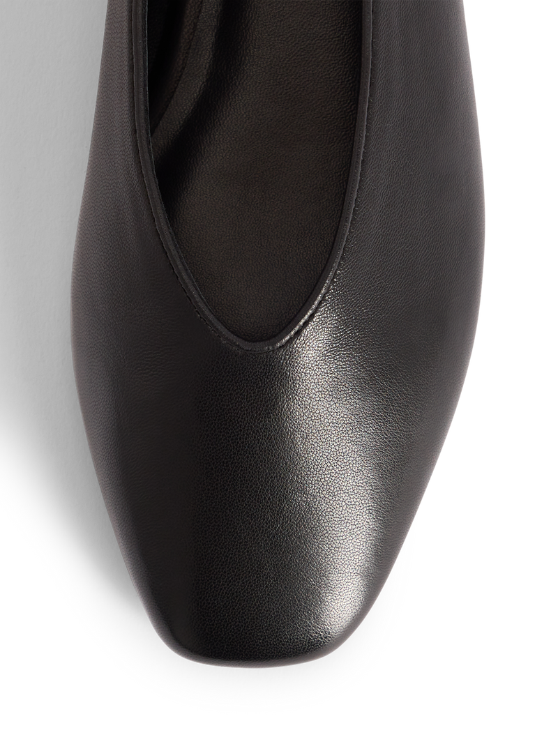 Black Leather High Vamp Ballet Flats