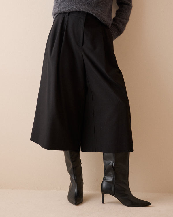 Black Romy Tailored Culottes