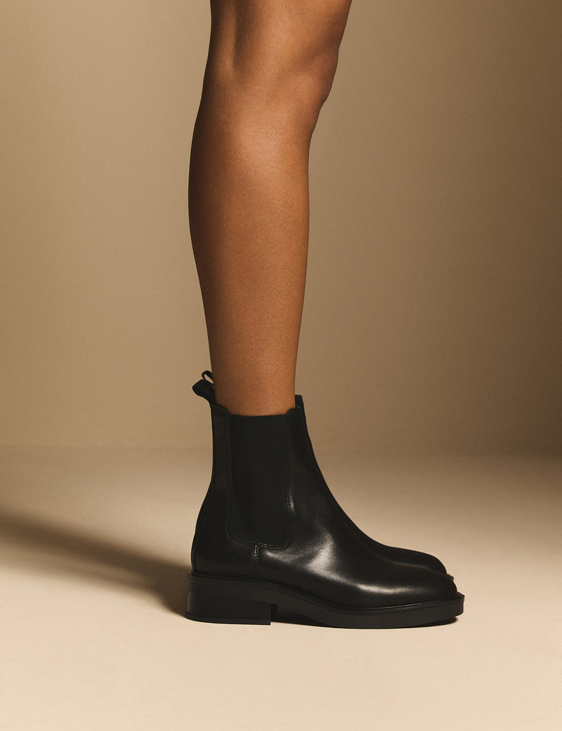 Black Leather Chelsea Boot