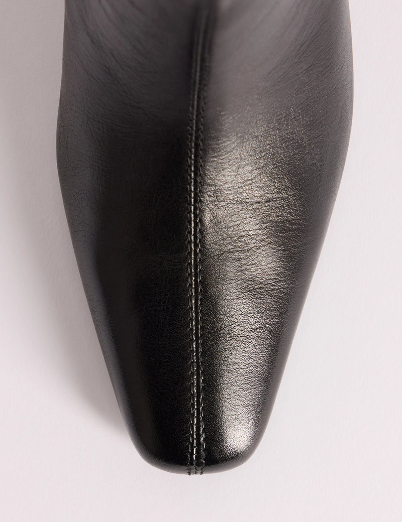 Black Knee High Ottilie Boot