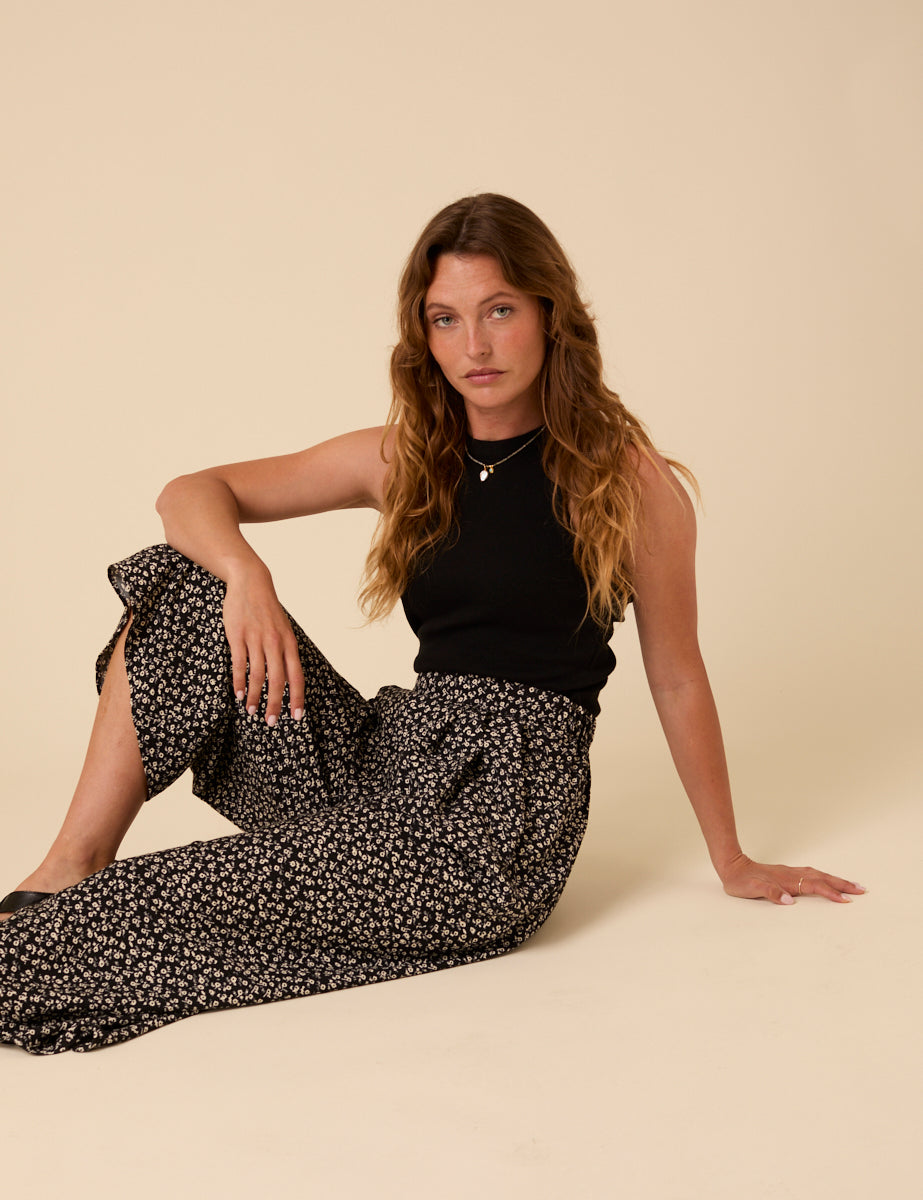 Black Floral Cropped Zeena Trousers