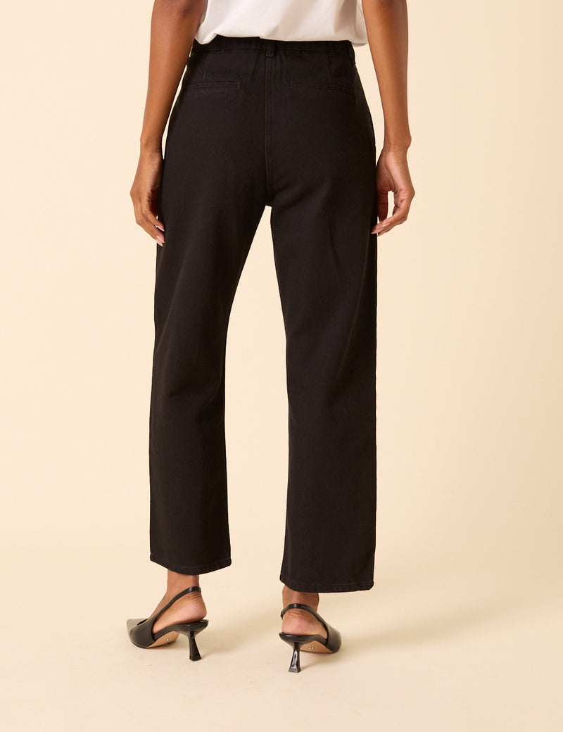 Black High Rise Pleated Straight Leg Jeans