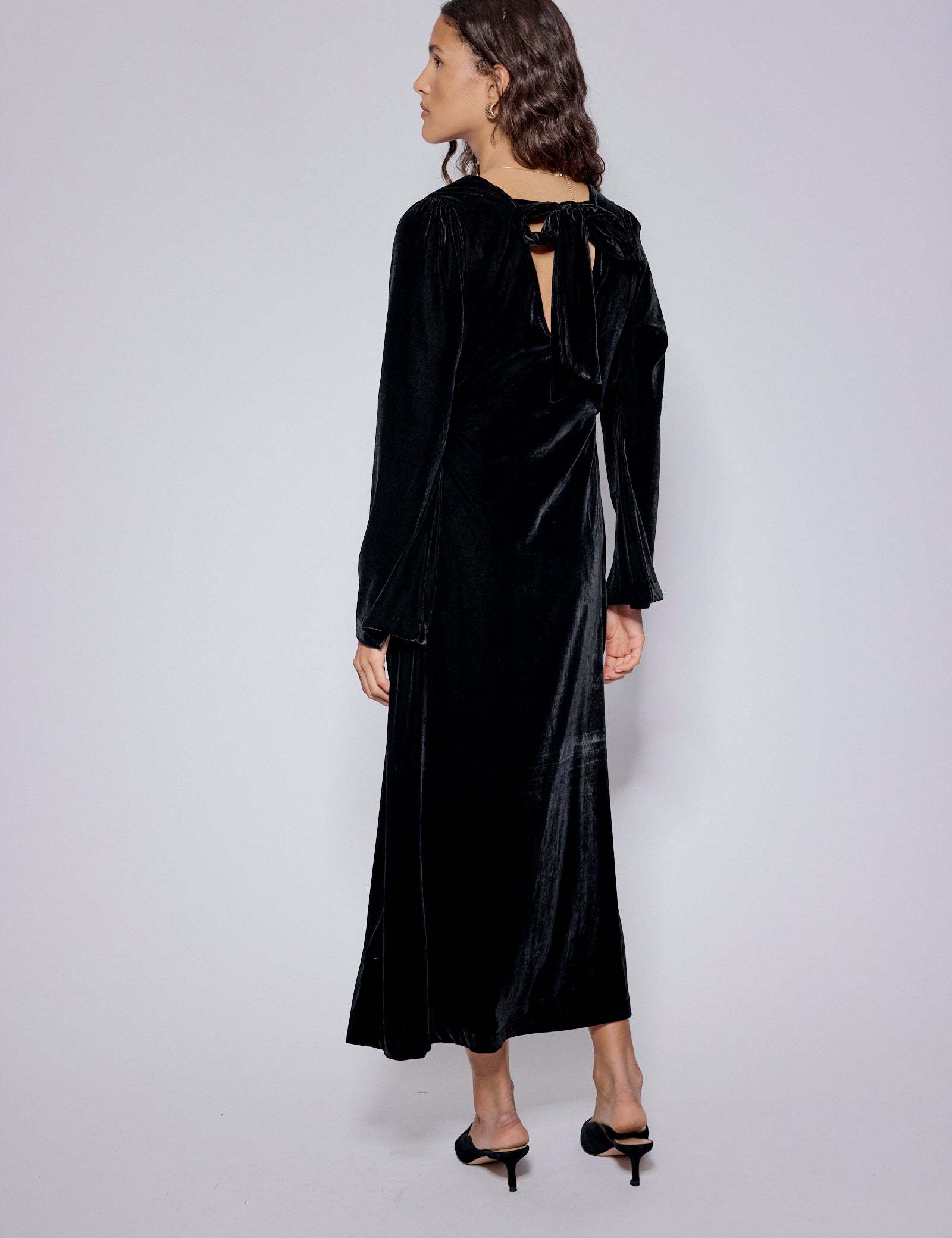 Black Velvet Long Sleeve Josie Midi Dress