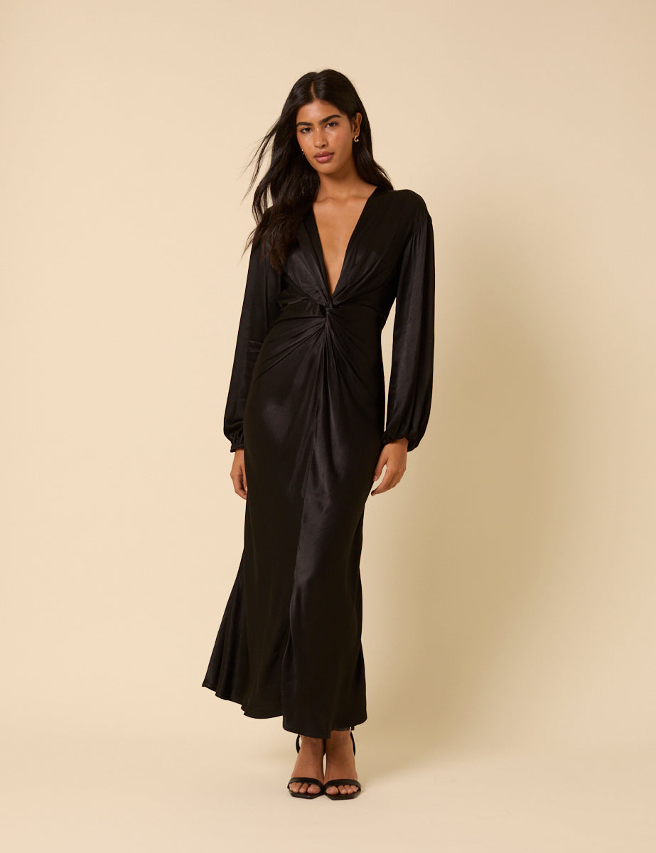 The 16 most easy-to-wear midi dresses in autumn and winter, from satin slips to knitted styles The 16 most easy-to-wear midi dresses in autumn and winter, from satin slips to knitted styles