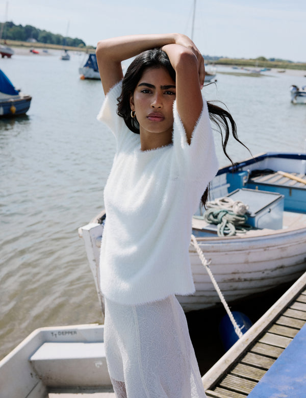 White Fluffy Short Sleeve Knitted Top