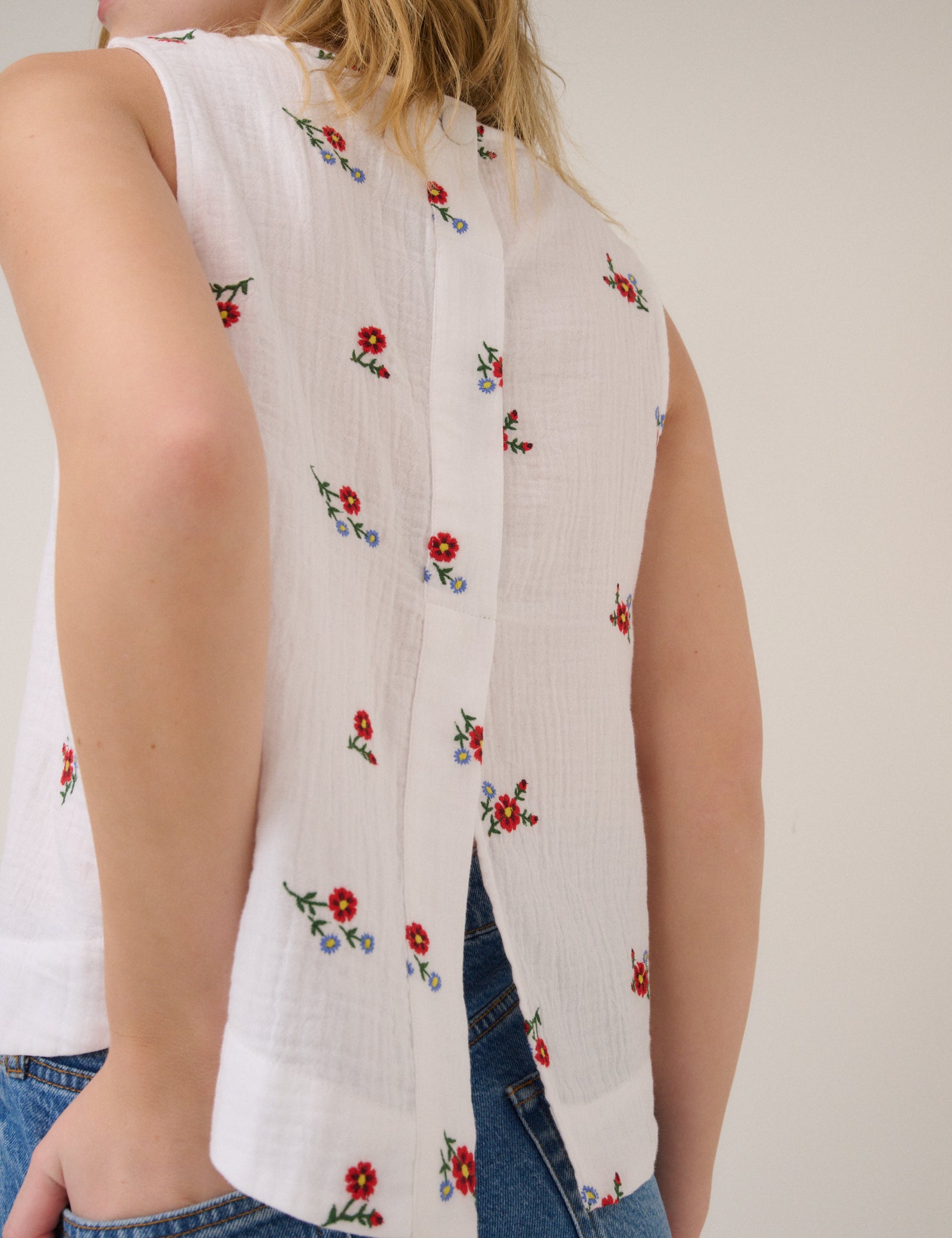 White Floral Embroidered Stirling Top