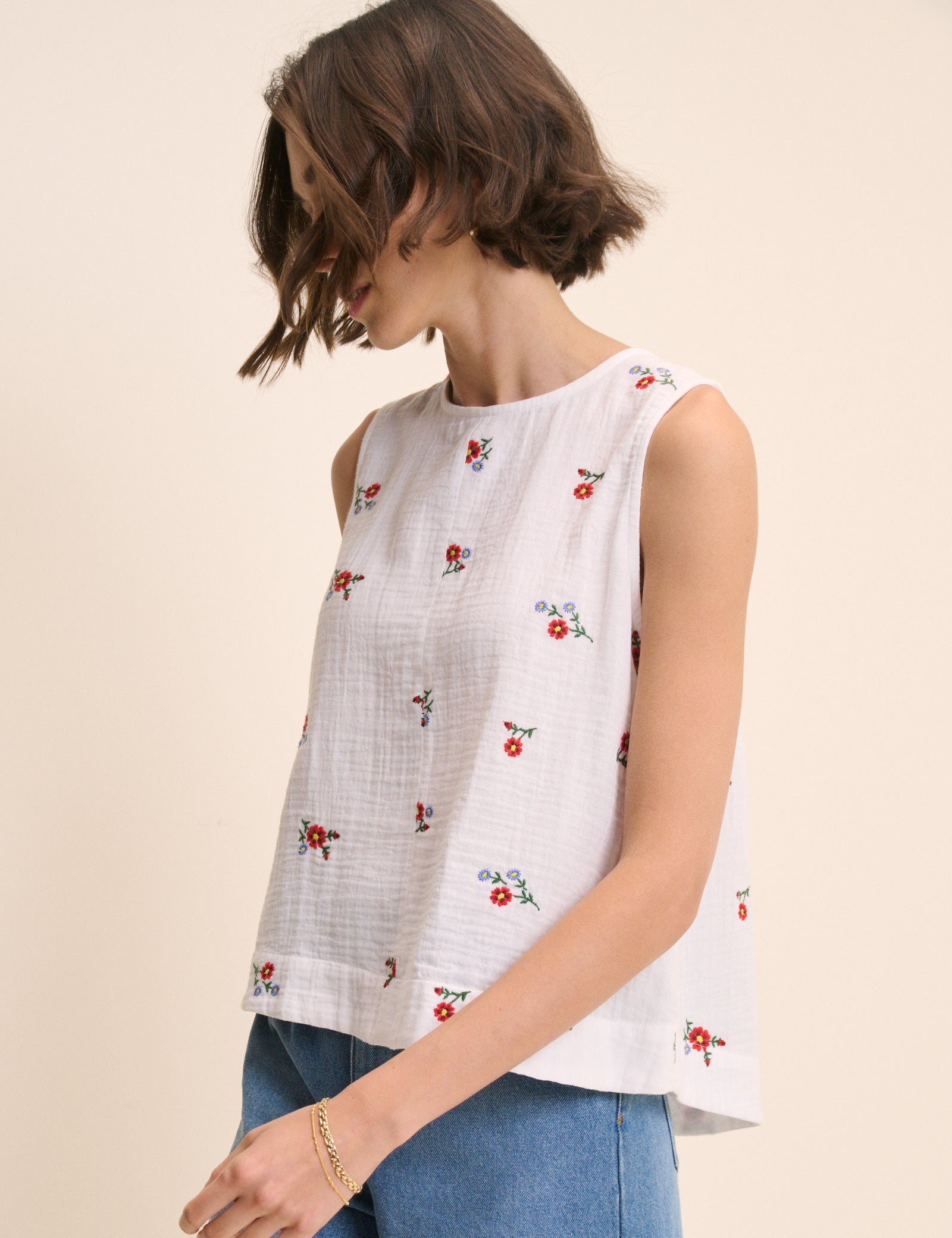 White Floral Embroidered Stirling Swing Top