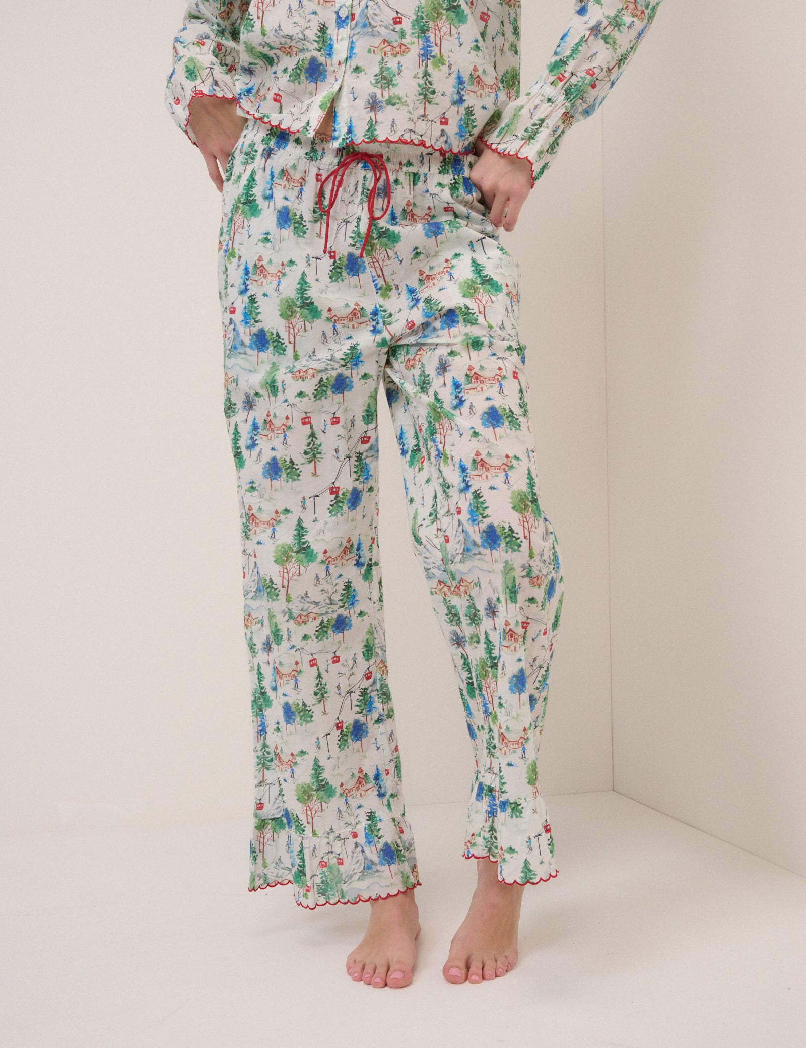 White Aspen Treasures Pyjama Set