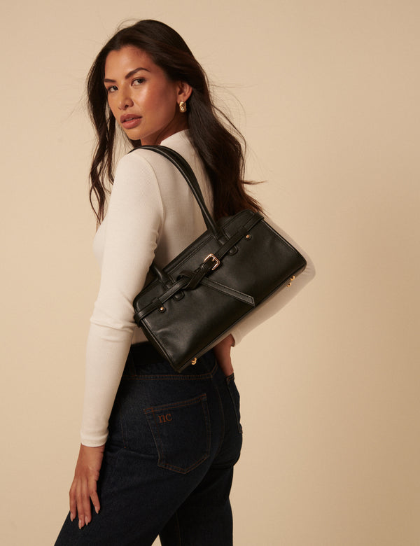 Black Leather Baguette Shoulder Bag