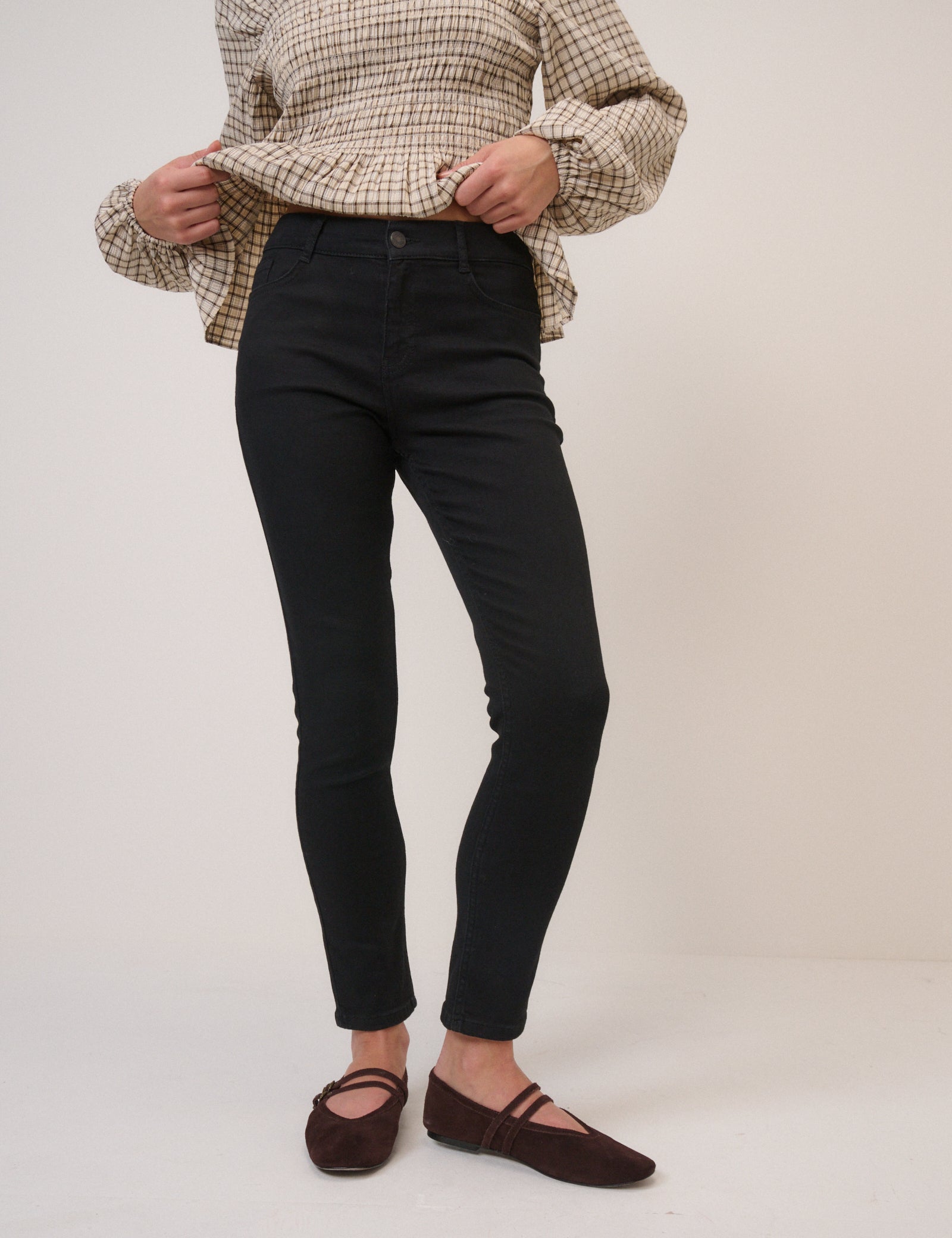 Black Chelsea Skinny Jeans