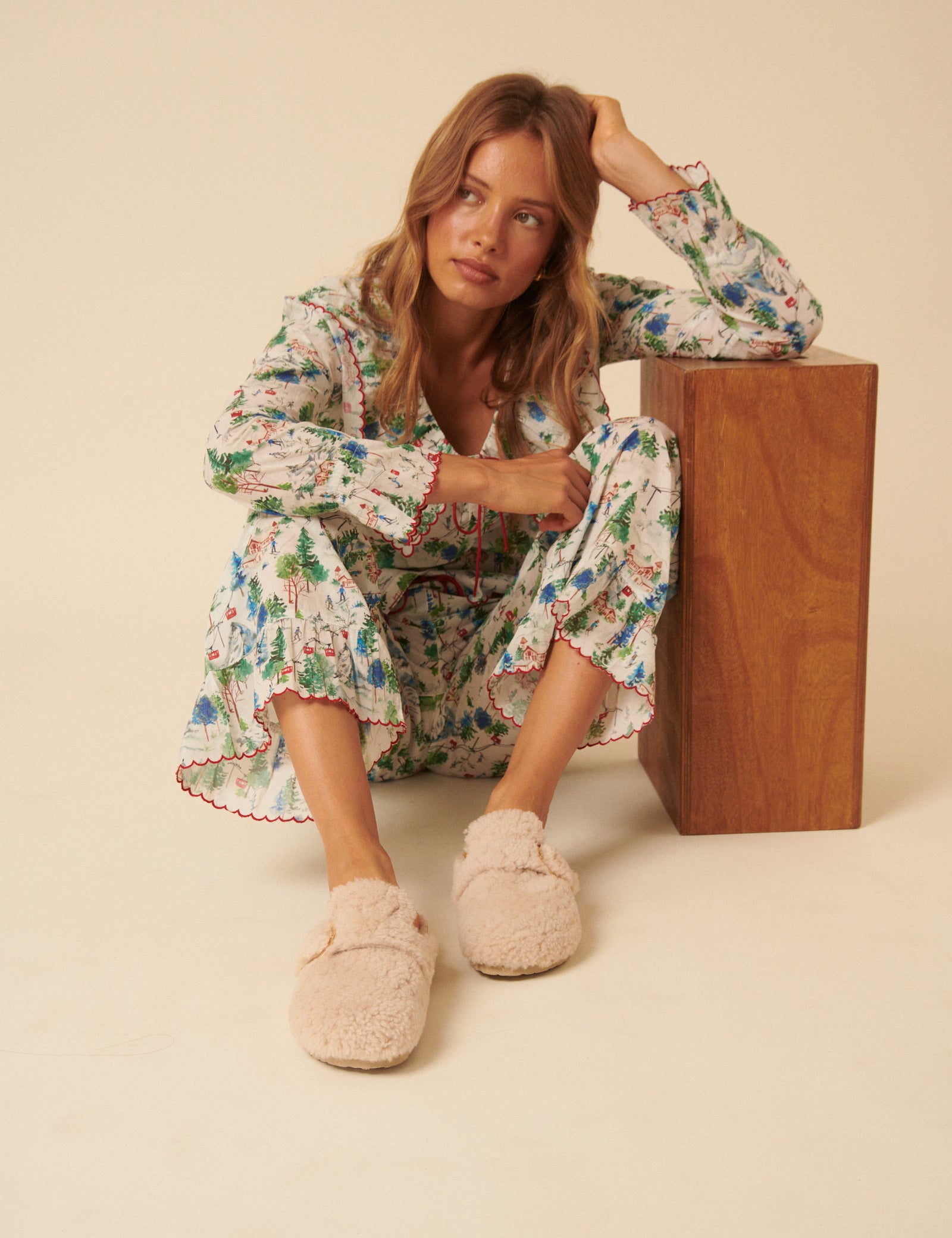 Genuins Cream Sheepskin Slippers