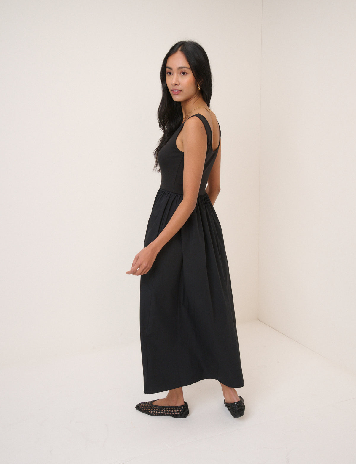 Black Sleeveless Colorado Midi Dress