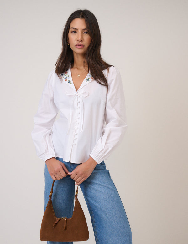 White Floral Embroidered Collar Blouse
