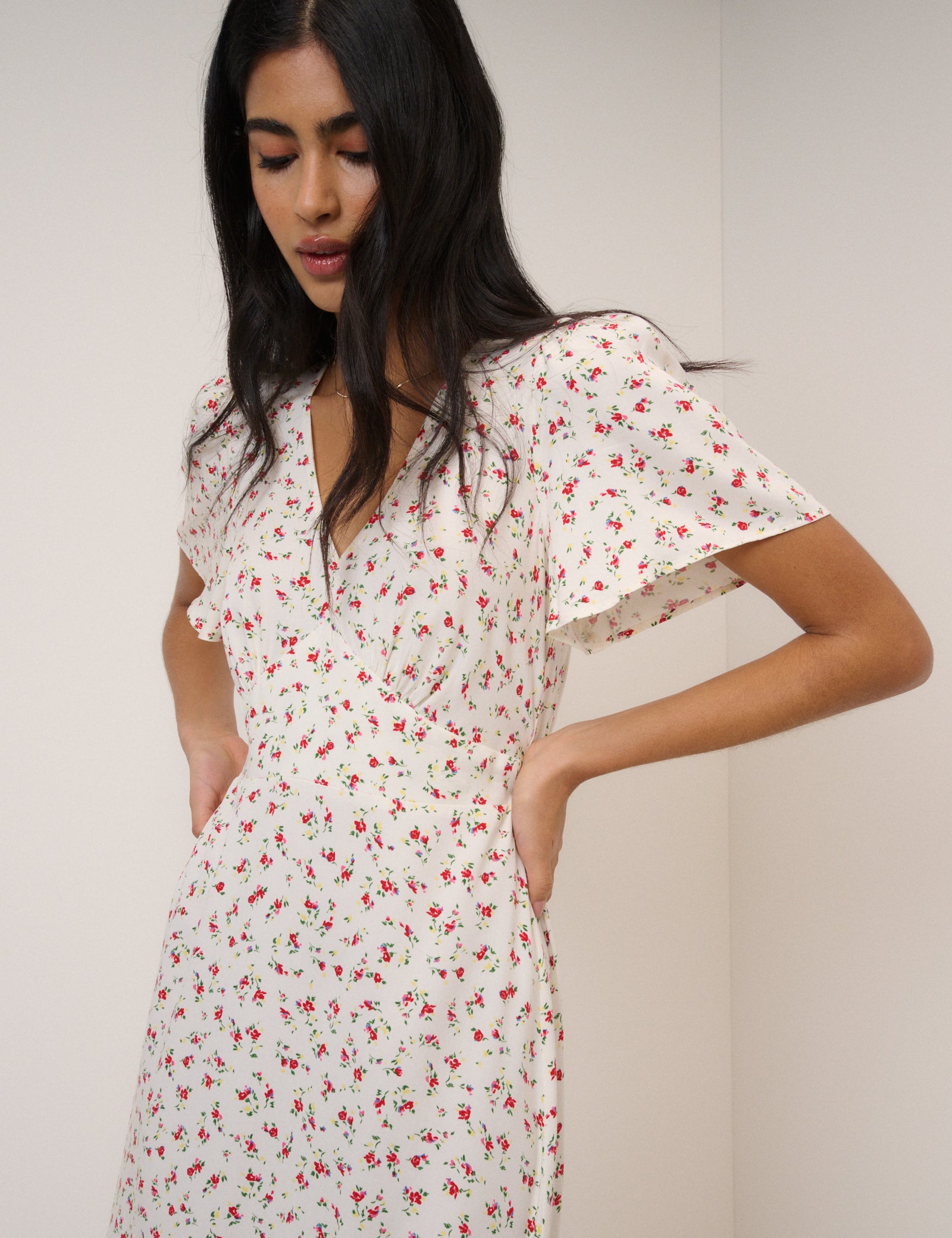 White Floral Atlas Midi Dress White Floral Atlas Midi Dress