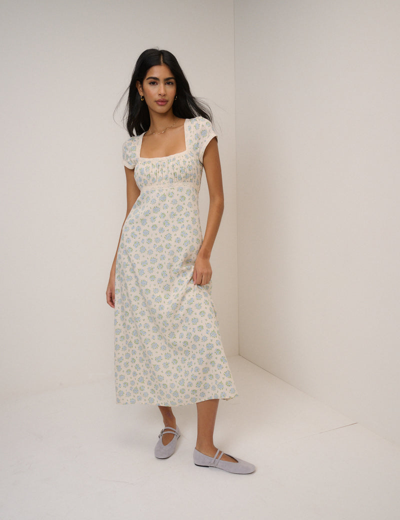 ditsy floral square neck midi dress Women's Ditsy Floral Square Neck Tiered Midi Sundress
