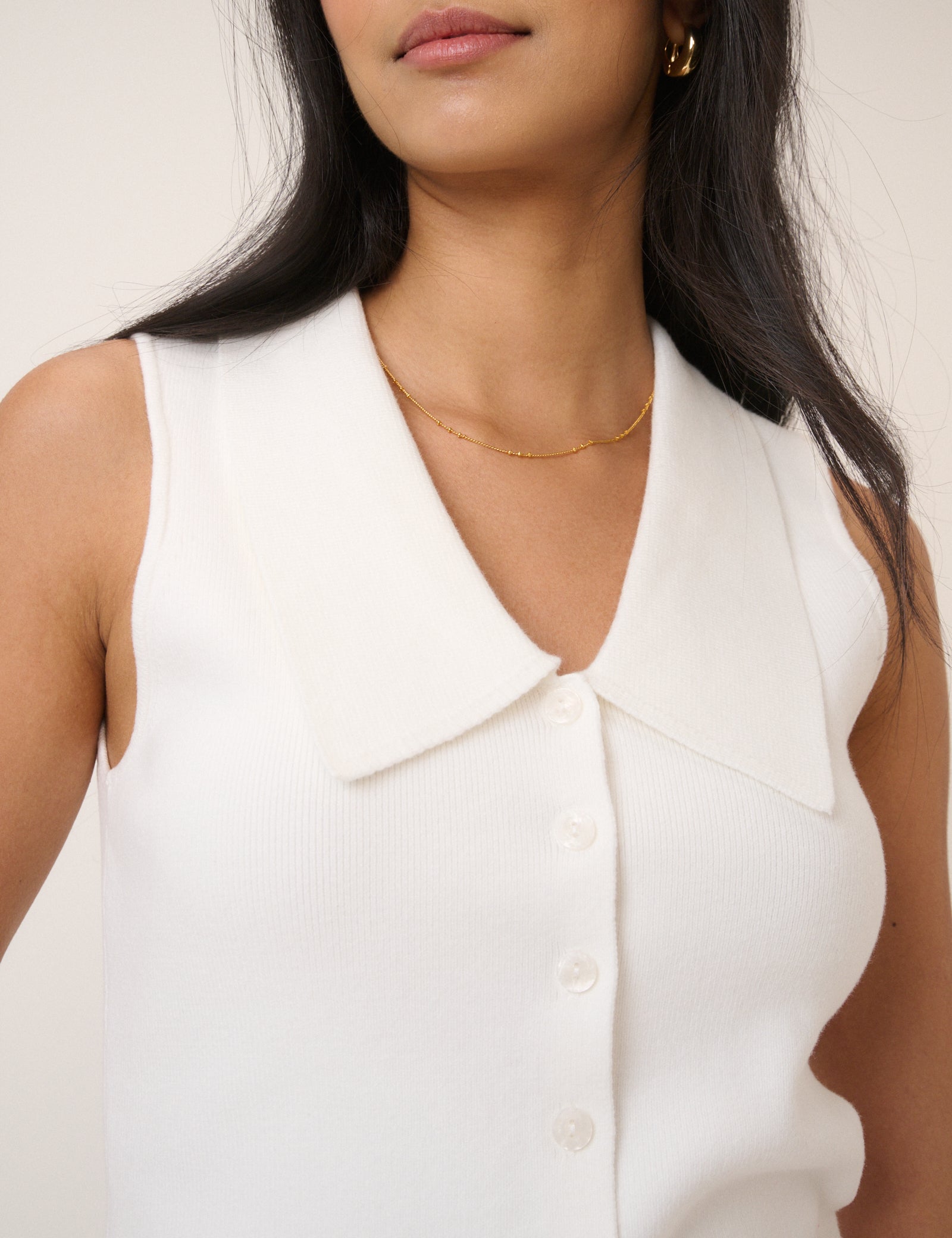 White Collared Knitted Waistcoat