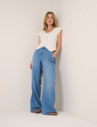 White Crochet Trim Short Sleeve Cardigan