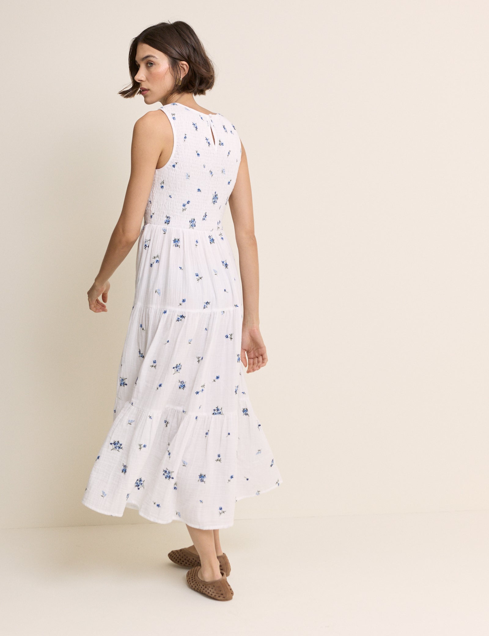 White Floral Embriodered Charlie Midi Dress