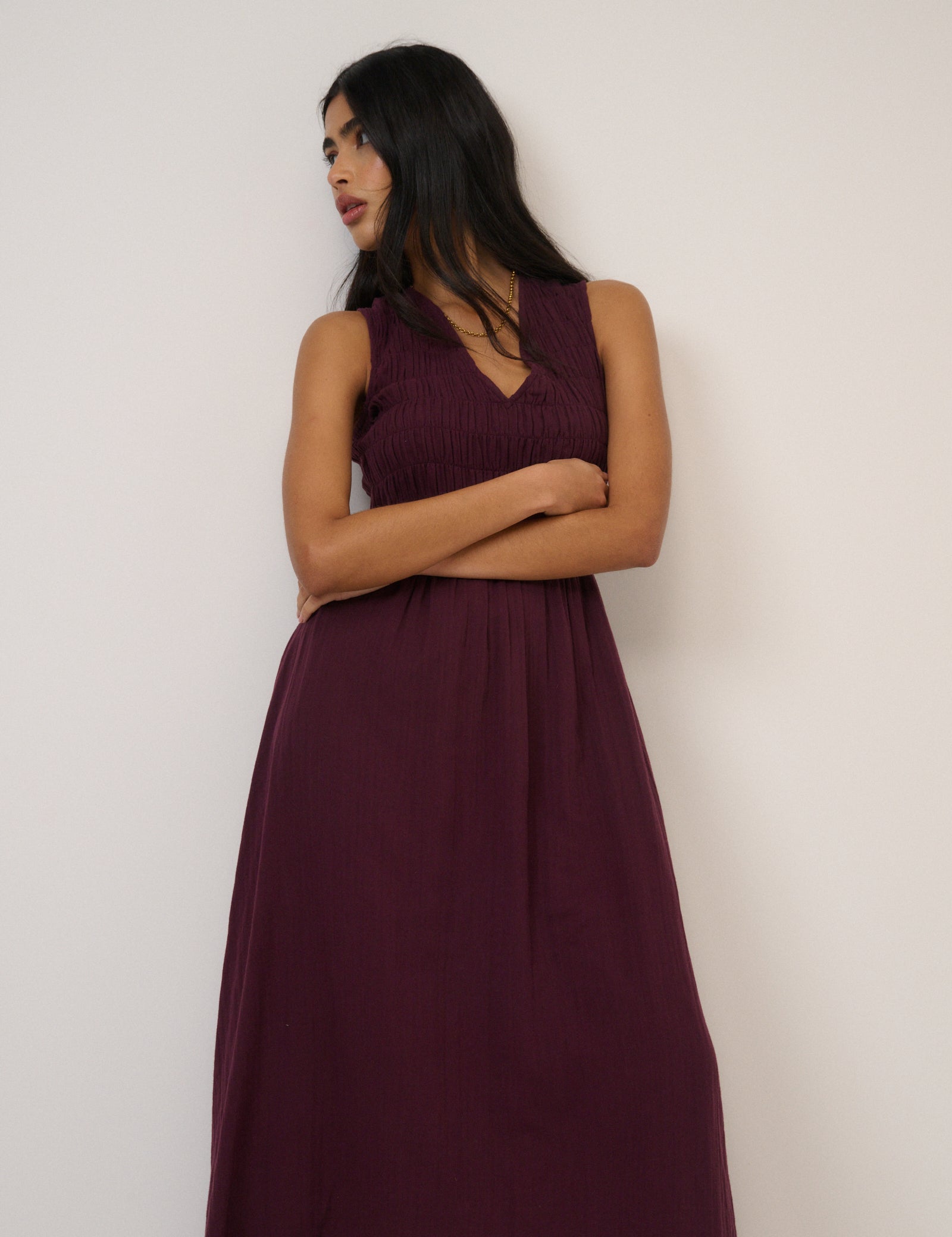 Dark Purple Sleeveless Audrey Midi Dress