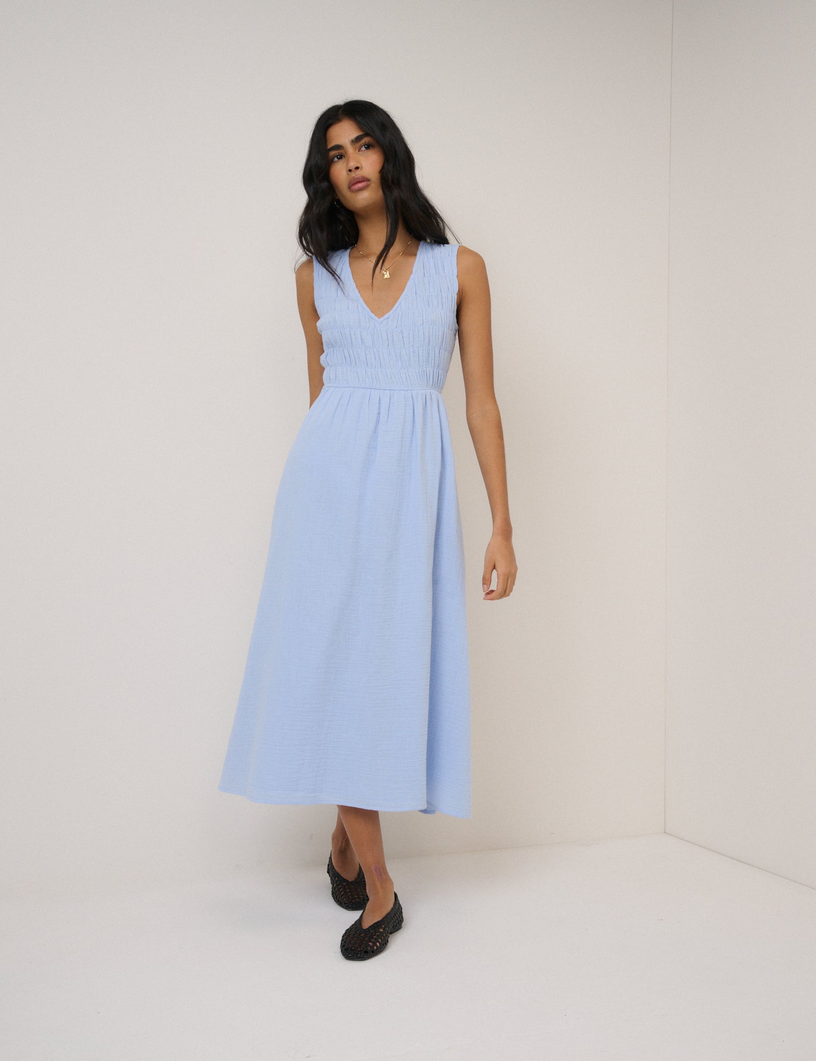 Blue Ruched Sleeveless Audrey Midi Dress