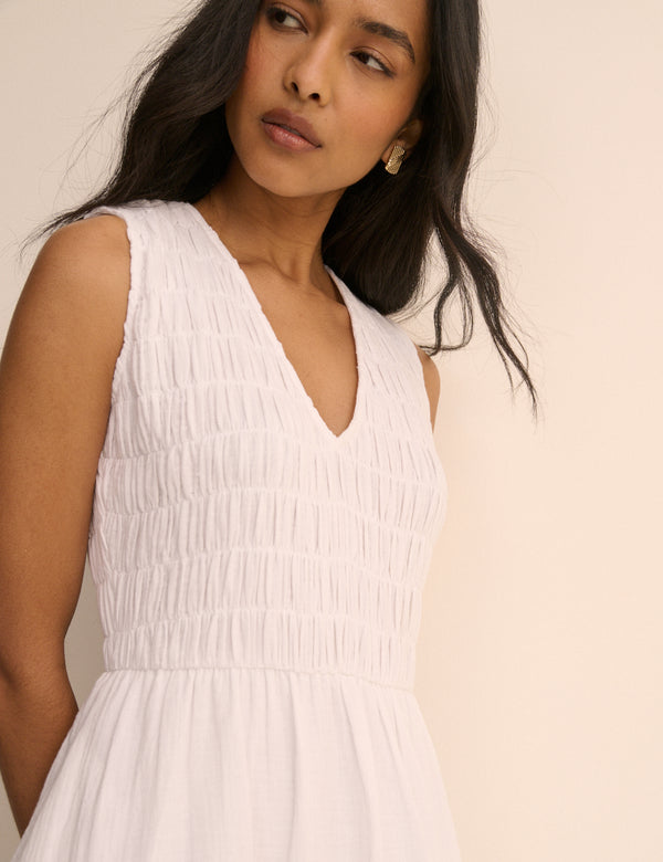 White Sleeveless Audrey Midi Dress