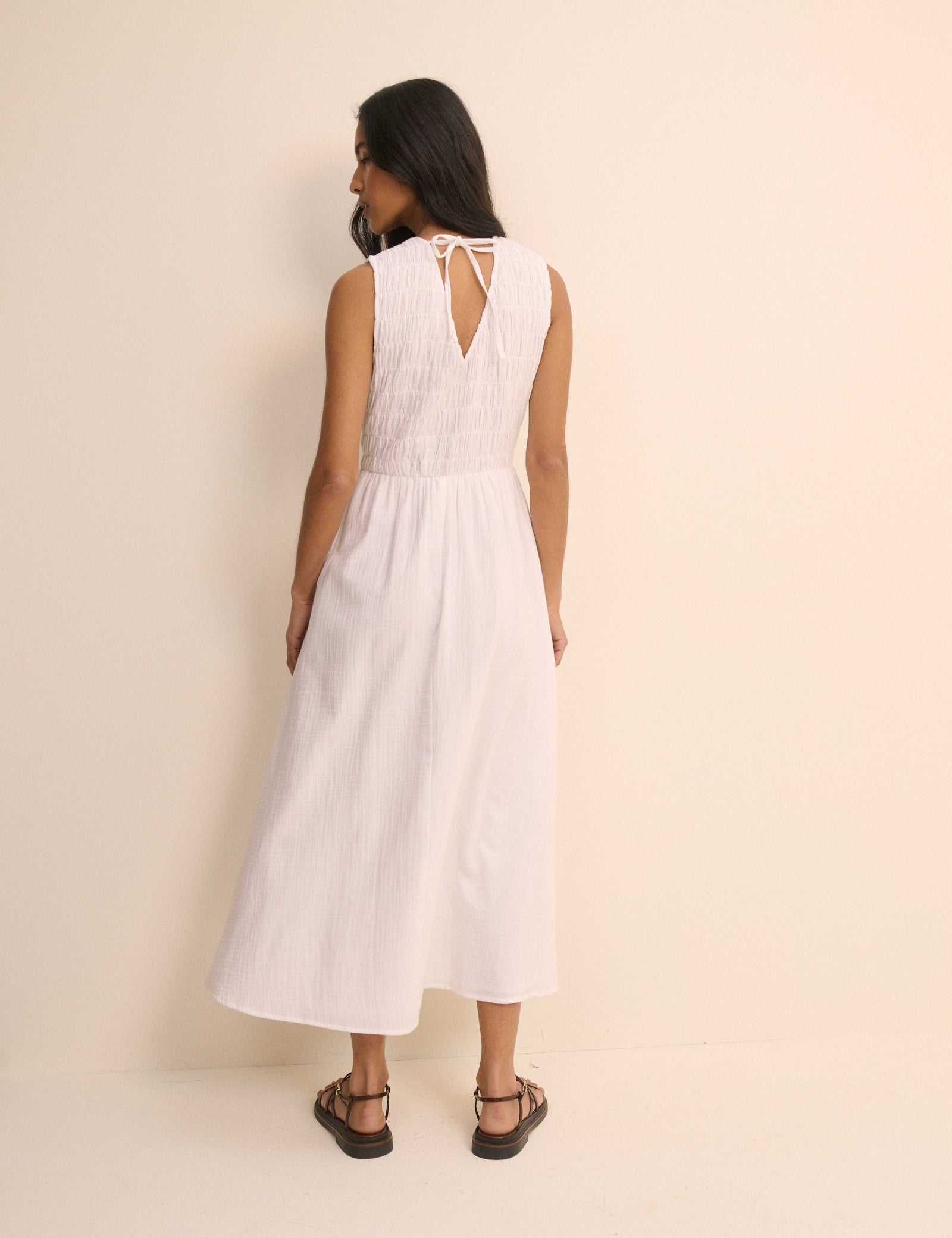 White Sleeveless Audrey Midi Dress