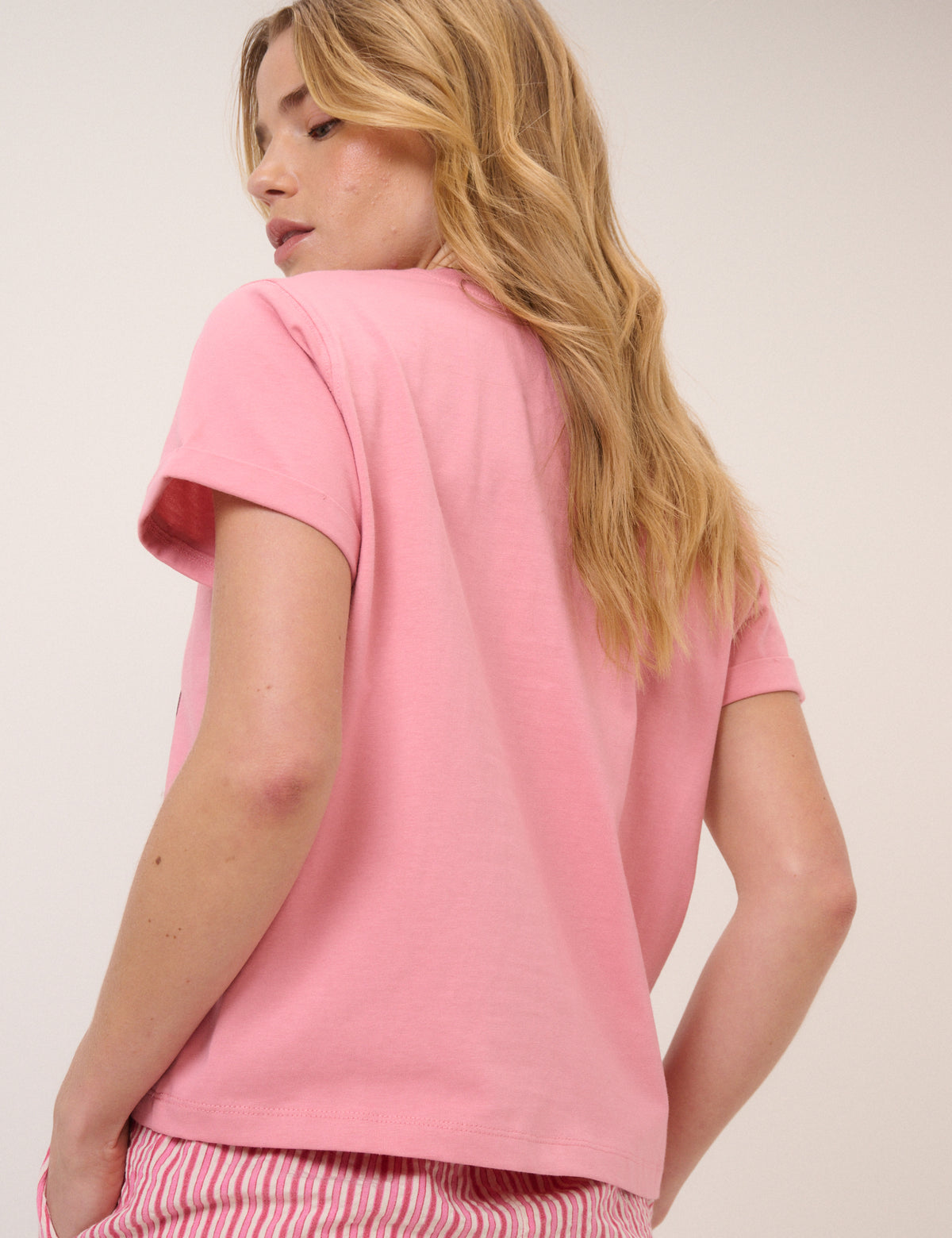 Pink Seashell Graphic T-Shirt