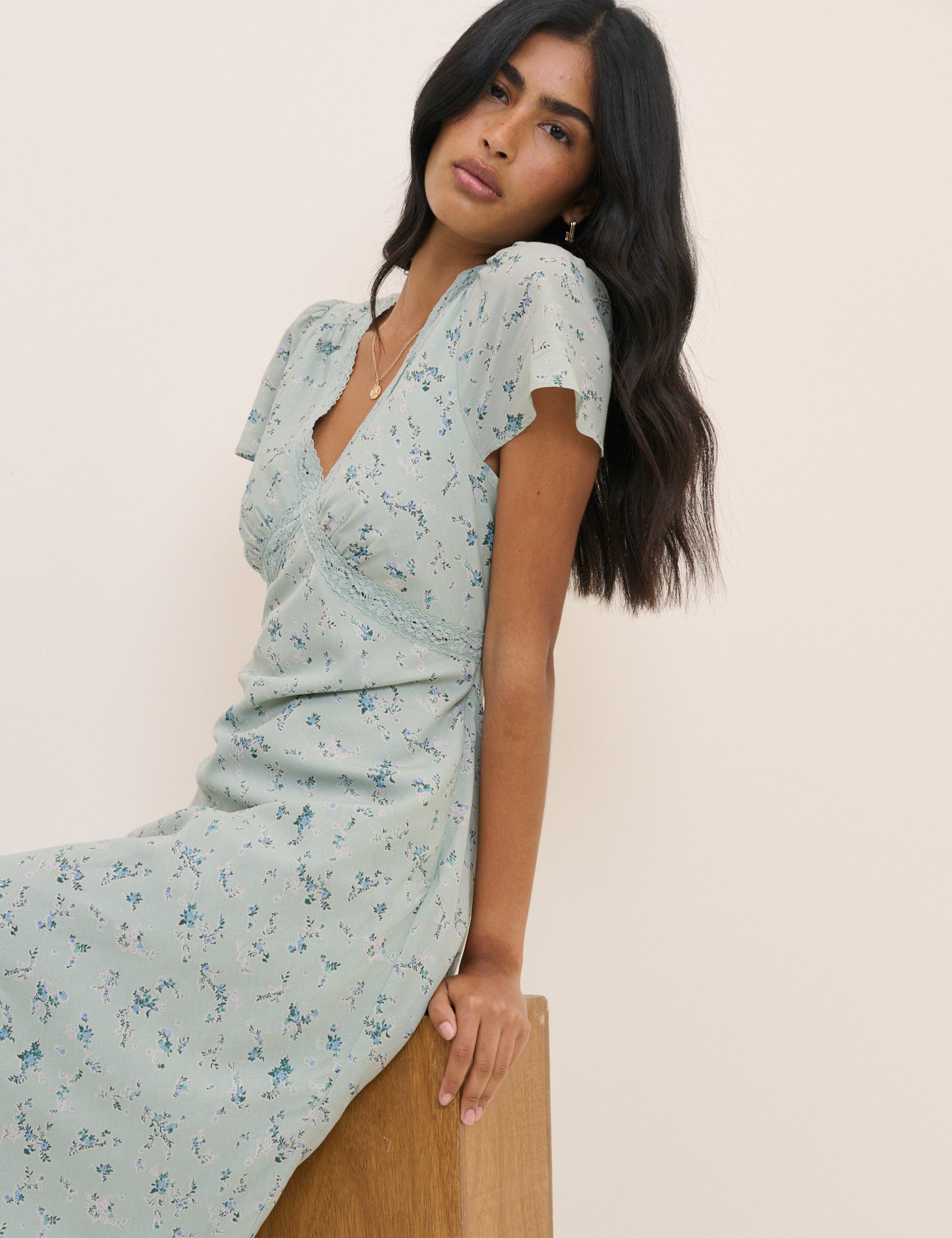 knee length dresses for ladies Light Green Floral Print Midi Dress main image 0