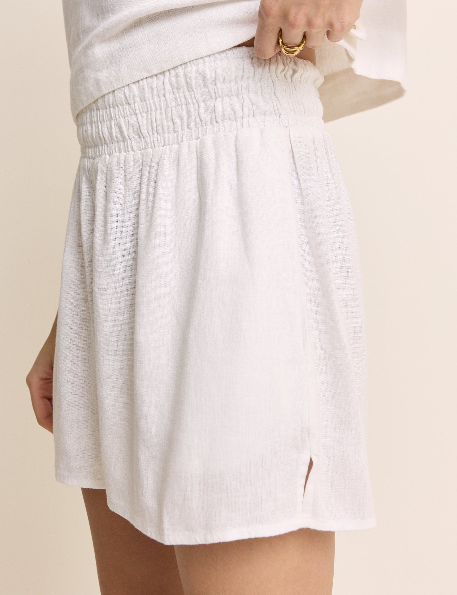 White Linen-Blend Elasticated Waist Shorts