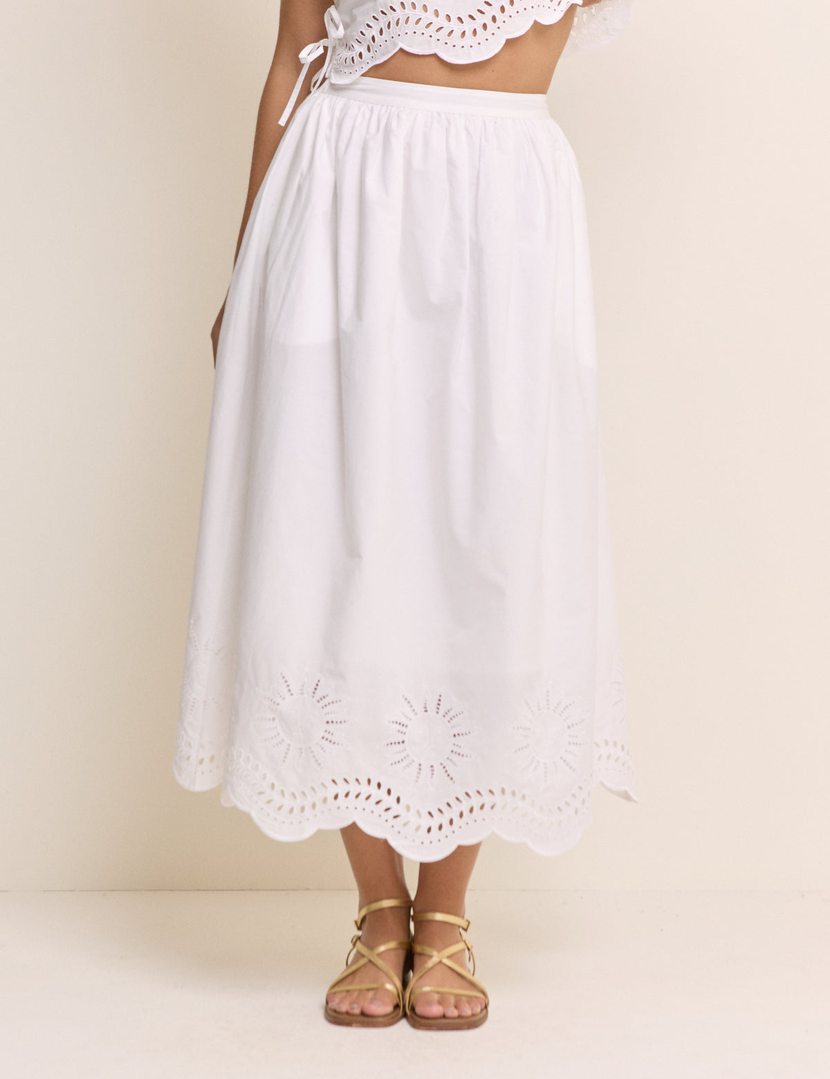 White Cutwork Scallop Hem Sintra Midi Skirt