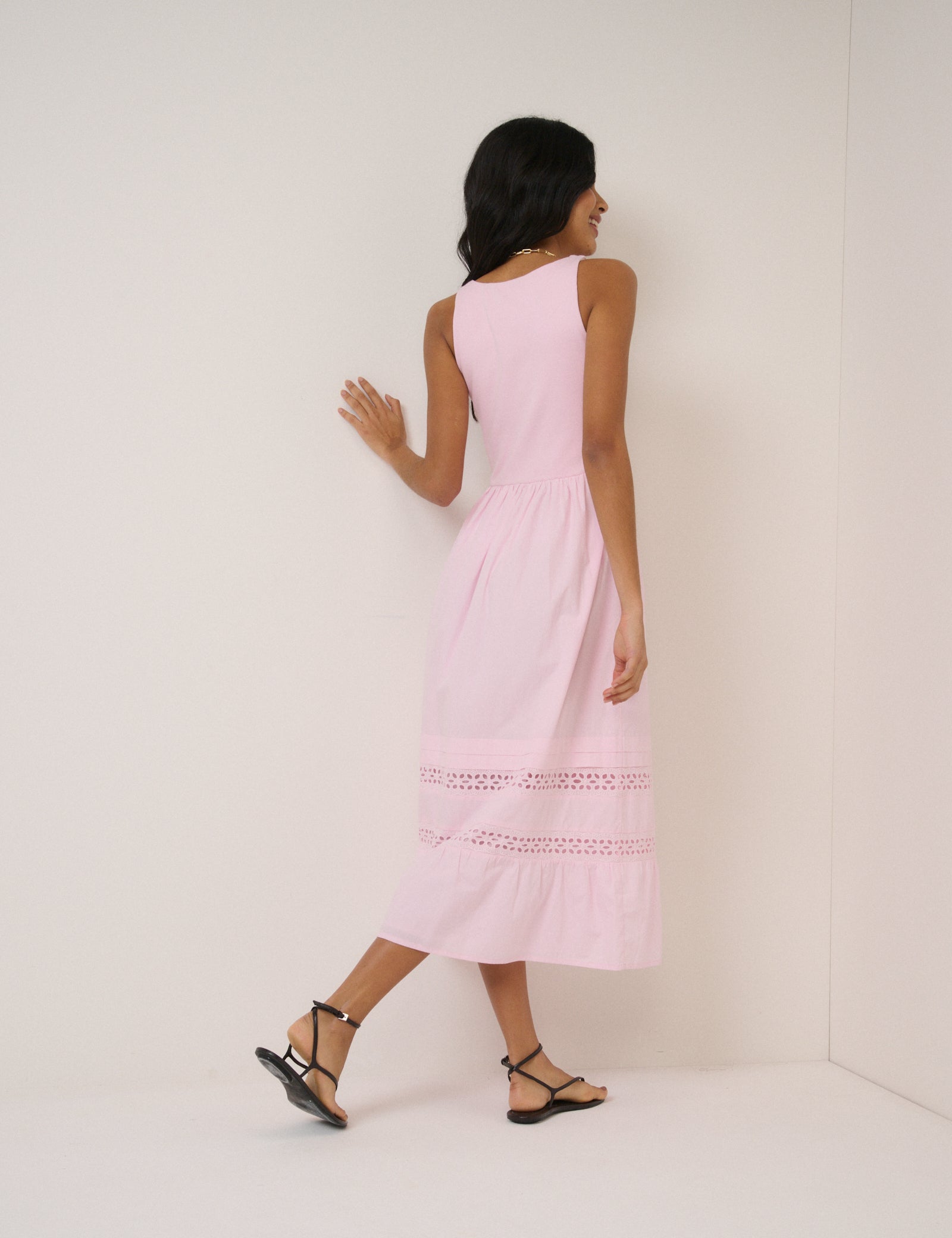 Pink Scoop Neck Everleigh Midi Dress