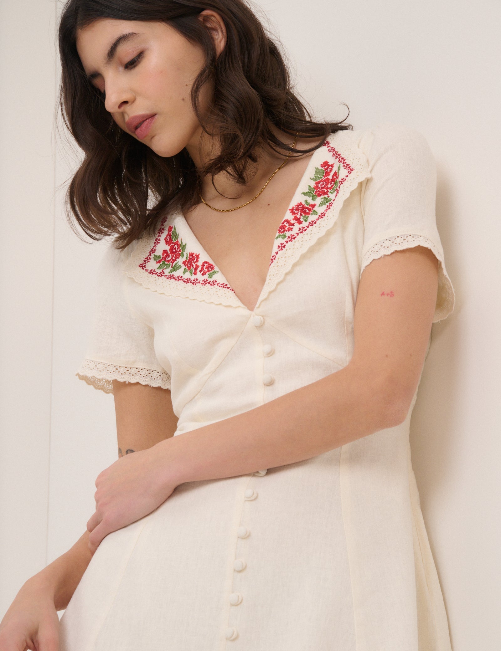 Cream Floral Collar Linen-Blend Lillian Mini Dress Cream Floral Collar Linen-Blend Lillian Mini Dress