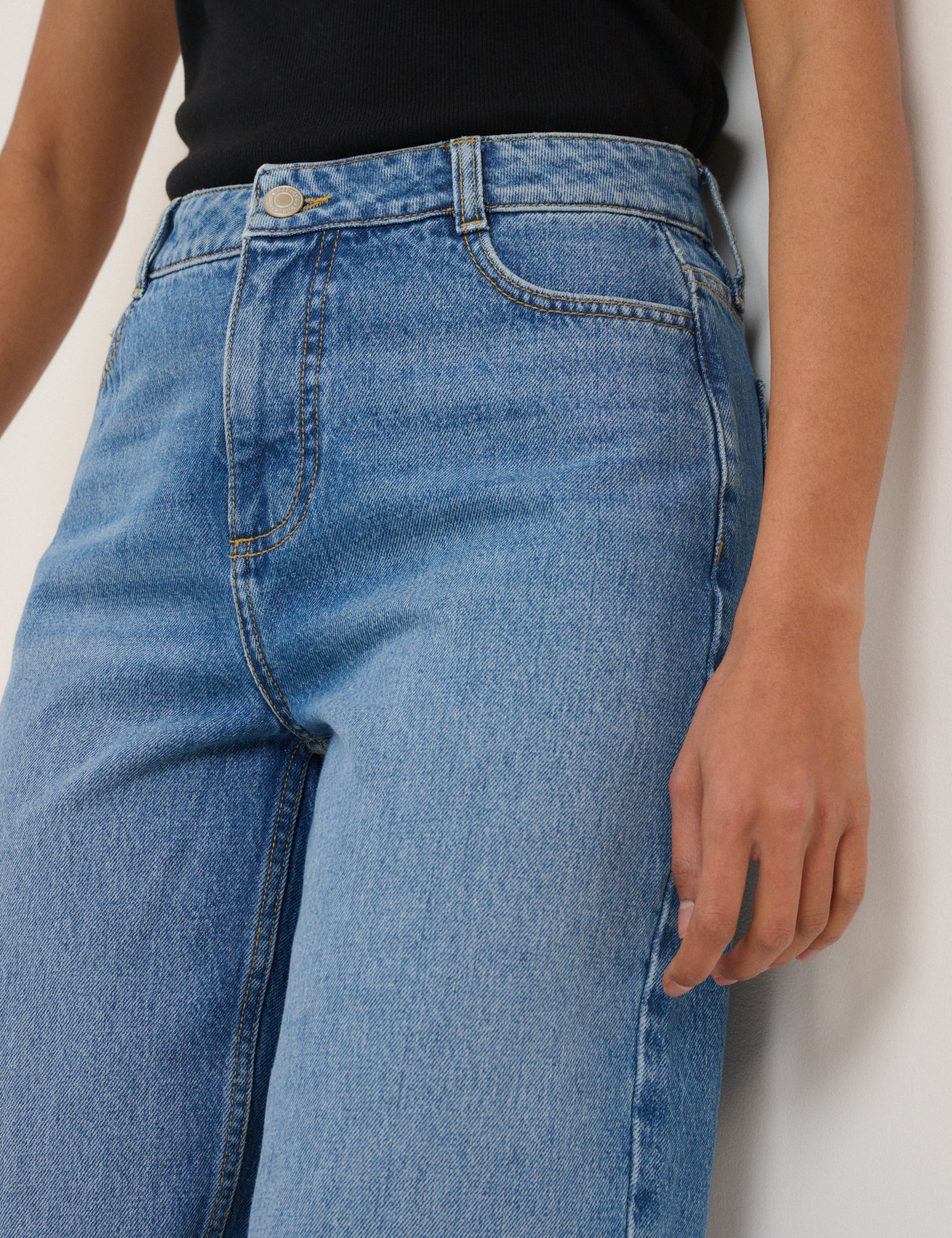 Blue Putney Barrel Leg Jeans