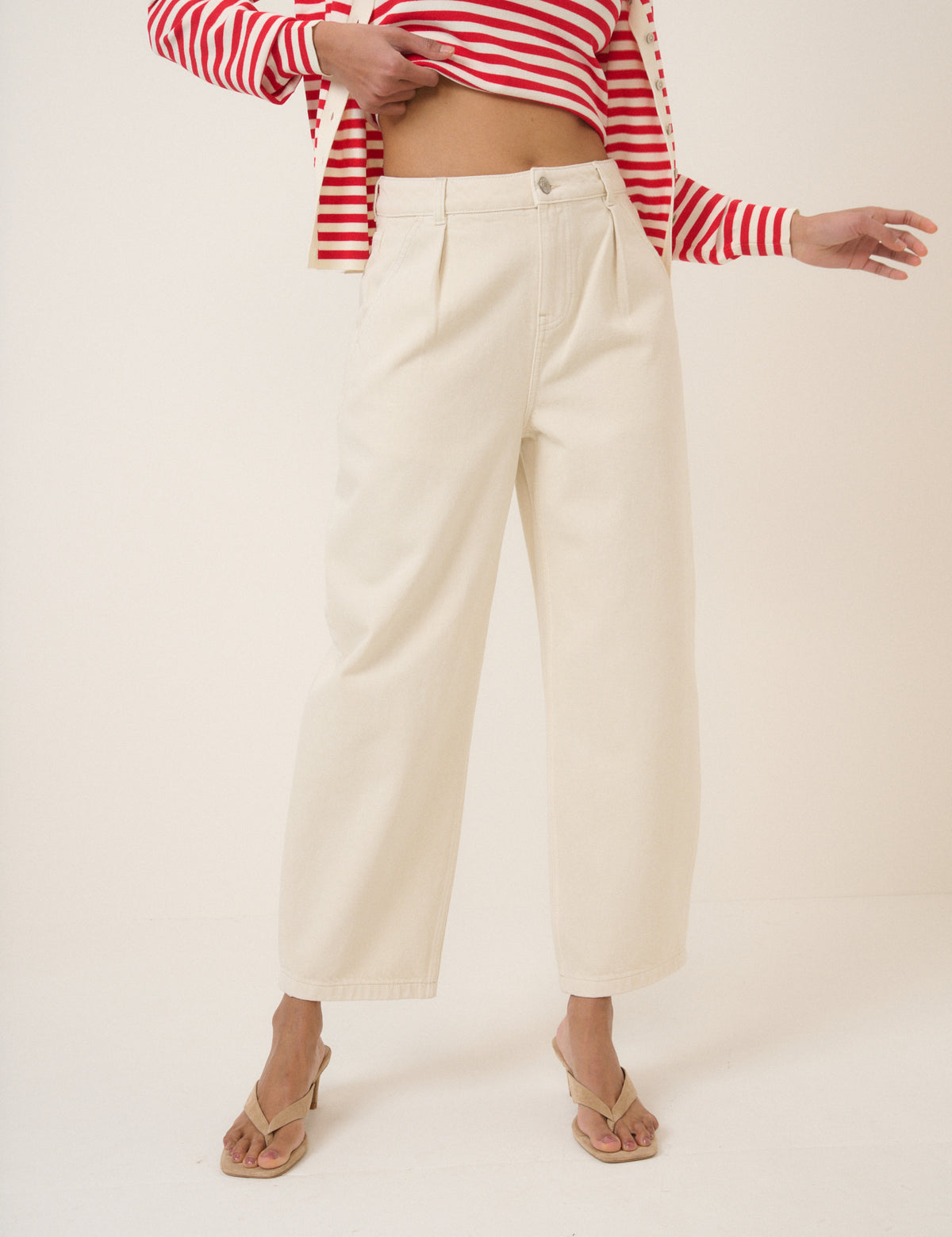 Cream Peckham Barrel Leg Jeans
