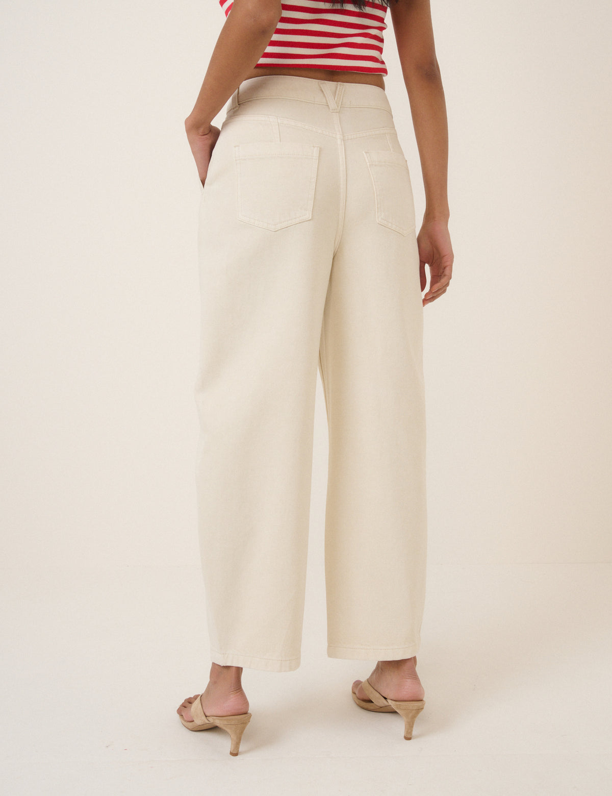 Cream Peckham Barrel Leg Jeans