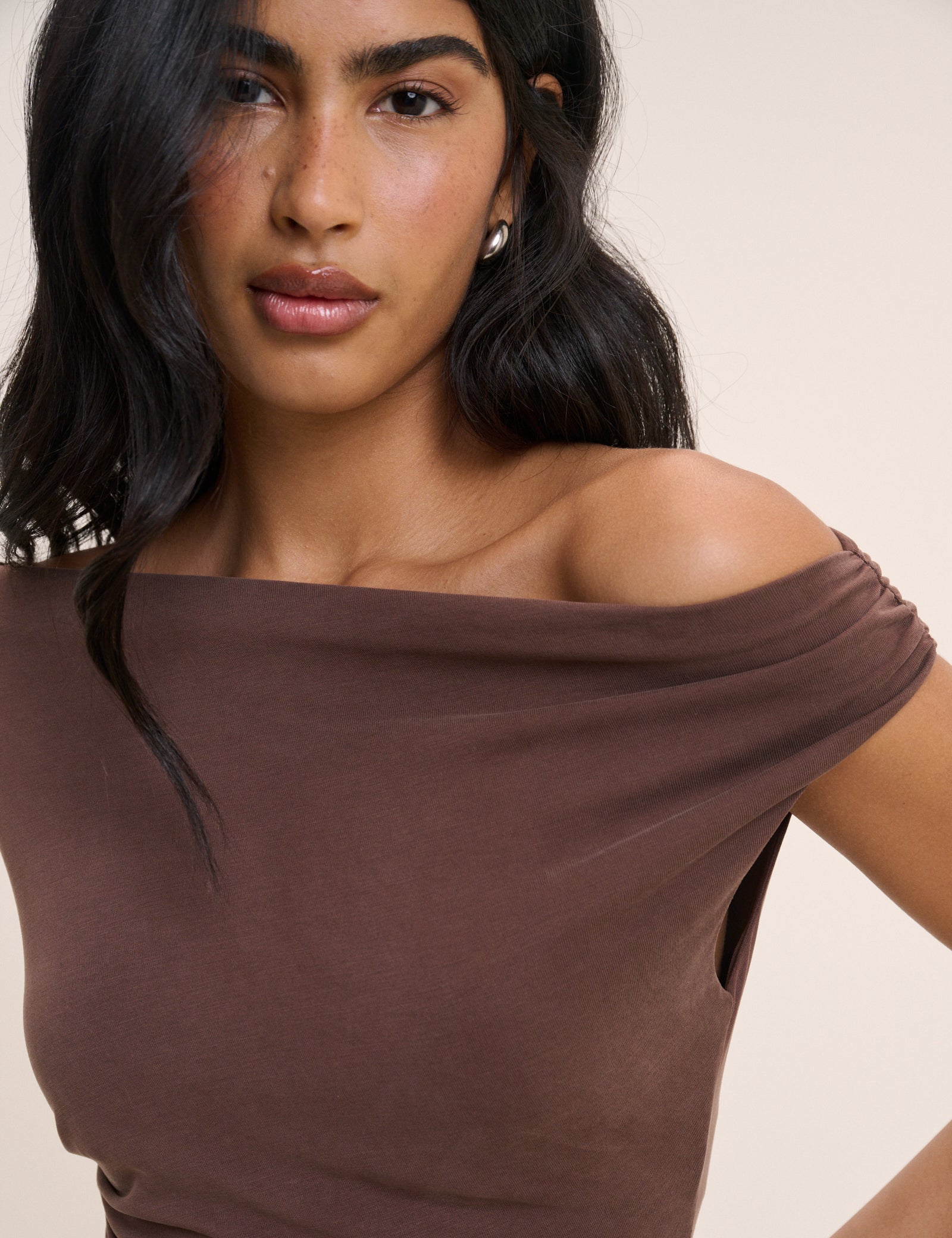 Brown Draped Off Shoulder Beth Midi Dress Brown Draped Off Shoulder Beth Midi Dress
