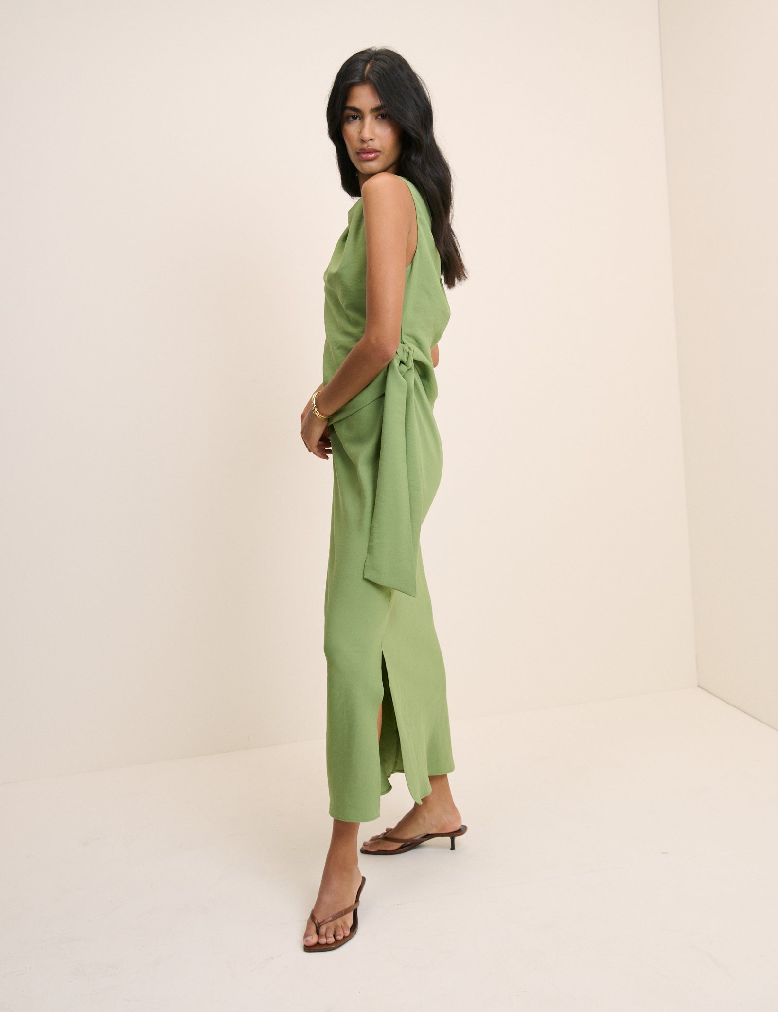 Green Boat Neck Sleeveless Elvie Maxi Dress