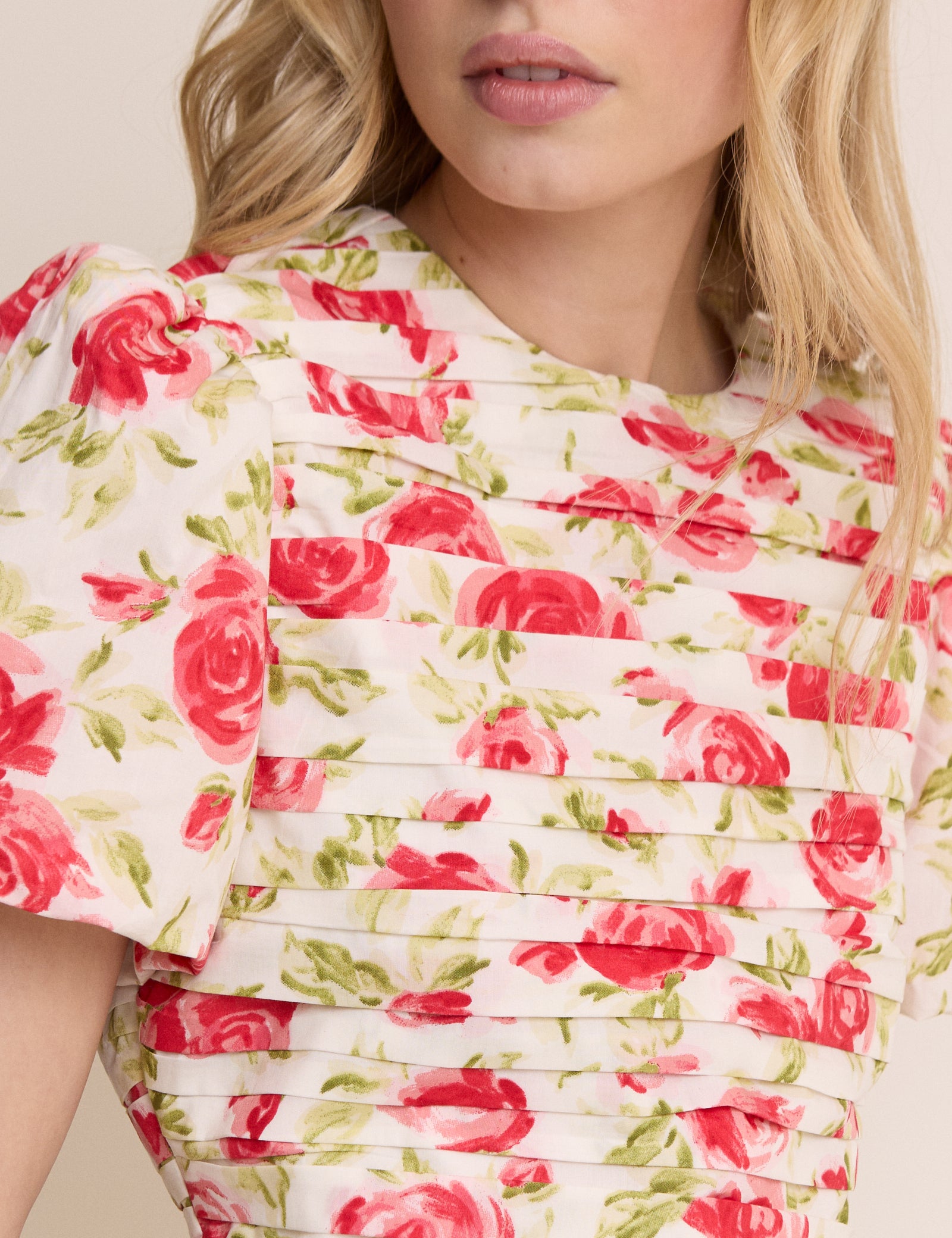 White and Red Floral Pleated Fabienne Mini Dress