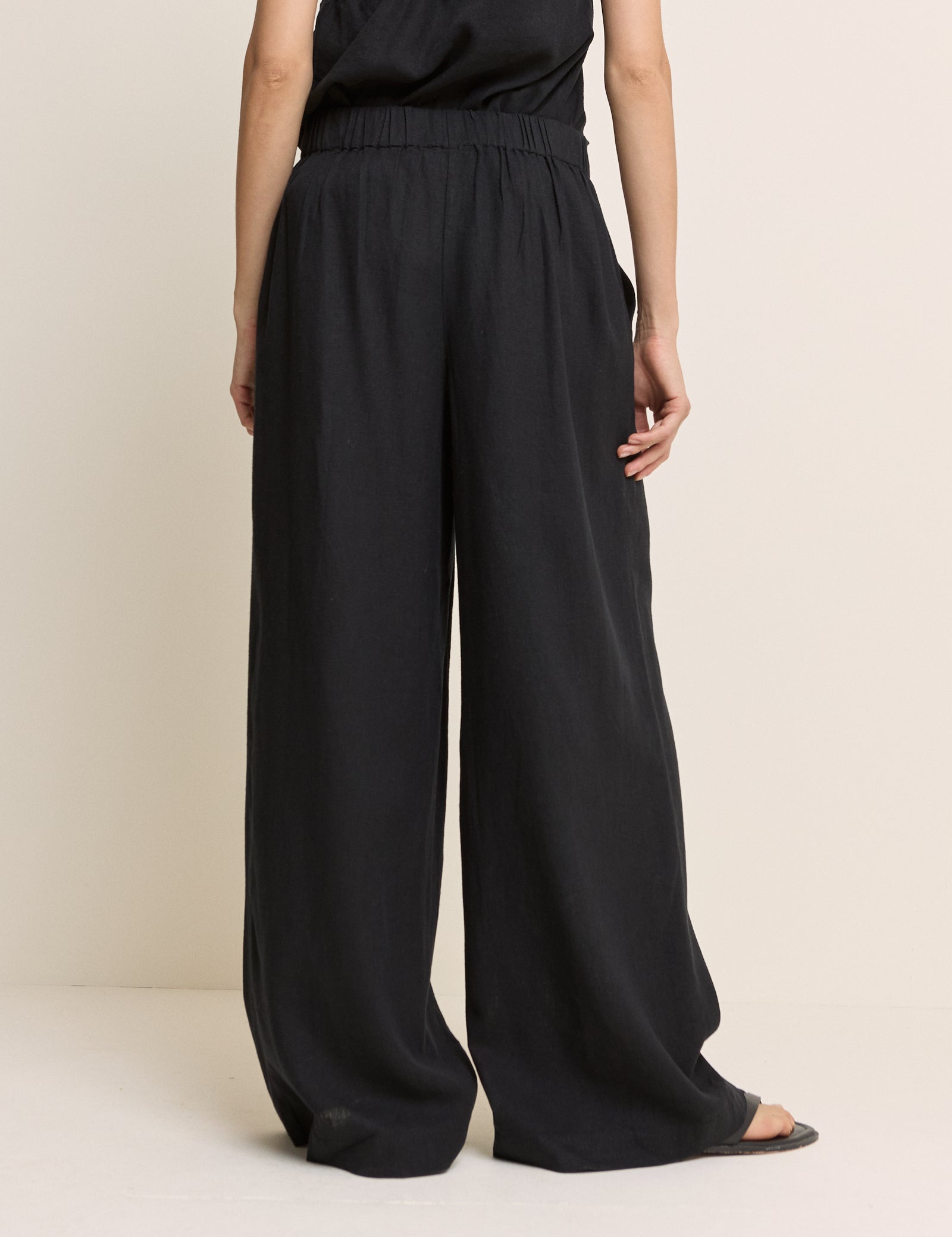 Black Linen-Blend Wide Leg Trousers
