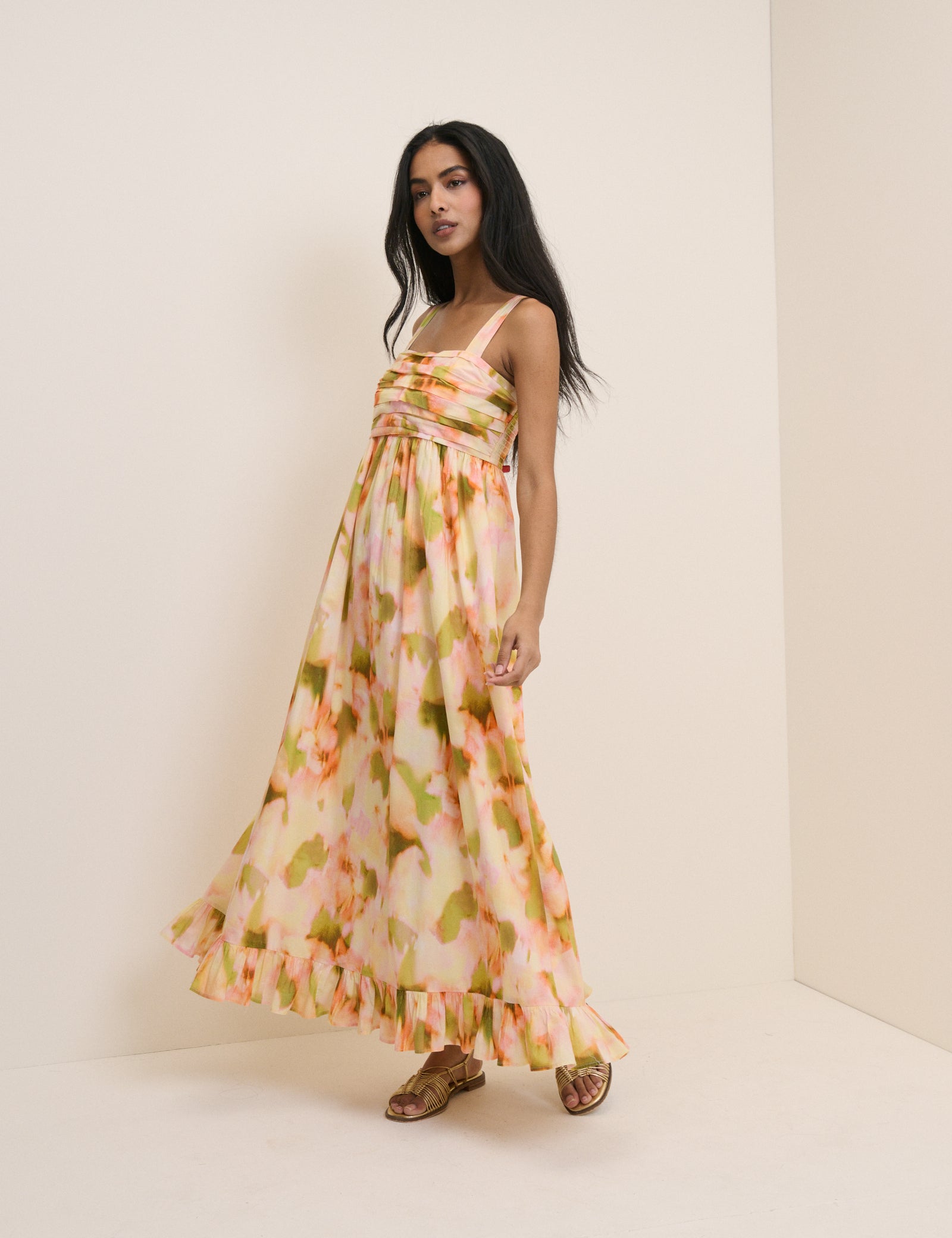 abstract floral maxi dress Resort Graphic V Neck Short Sleeves Smocked Maxi A-Line Dress, Pink Blue / S